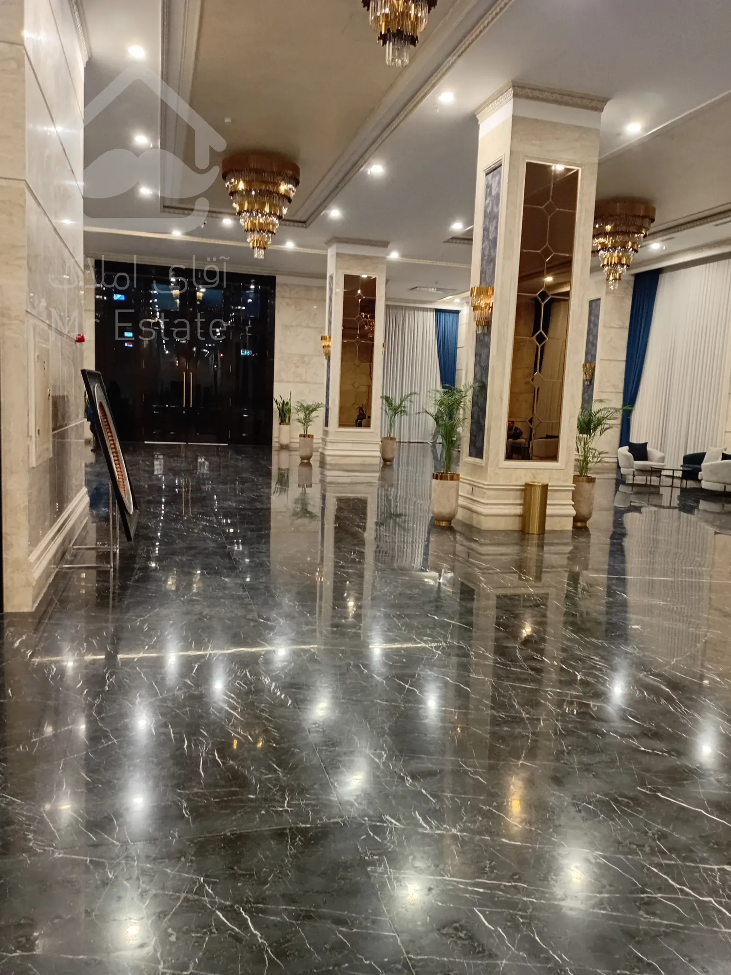 فروش واحد 219متر فلت درپارک اداری غروی