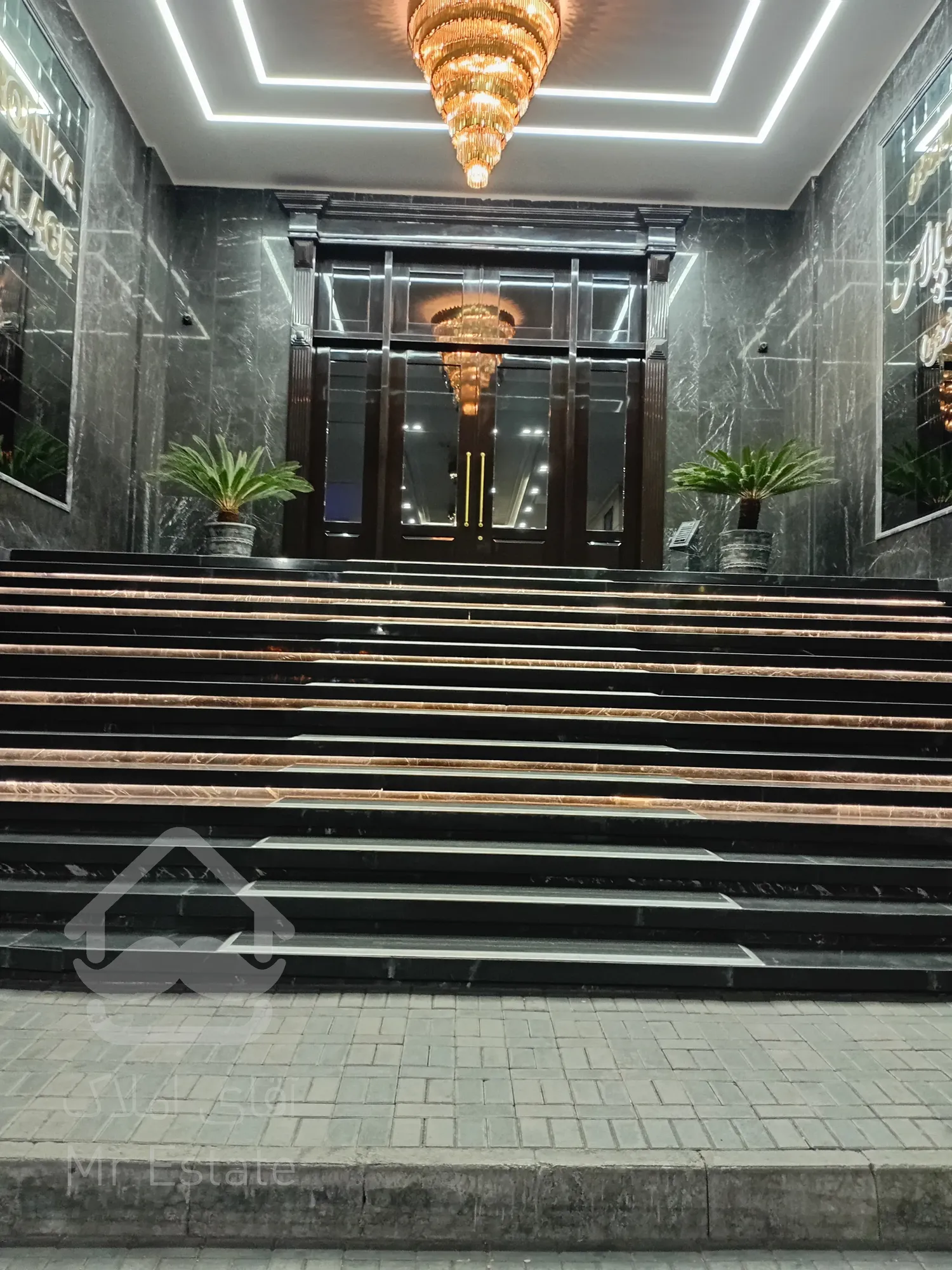 فروش واحد 219متر فلت درپارک اداری غروی