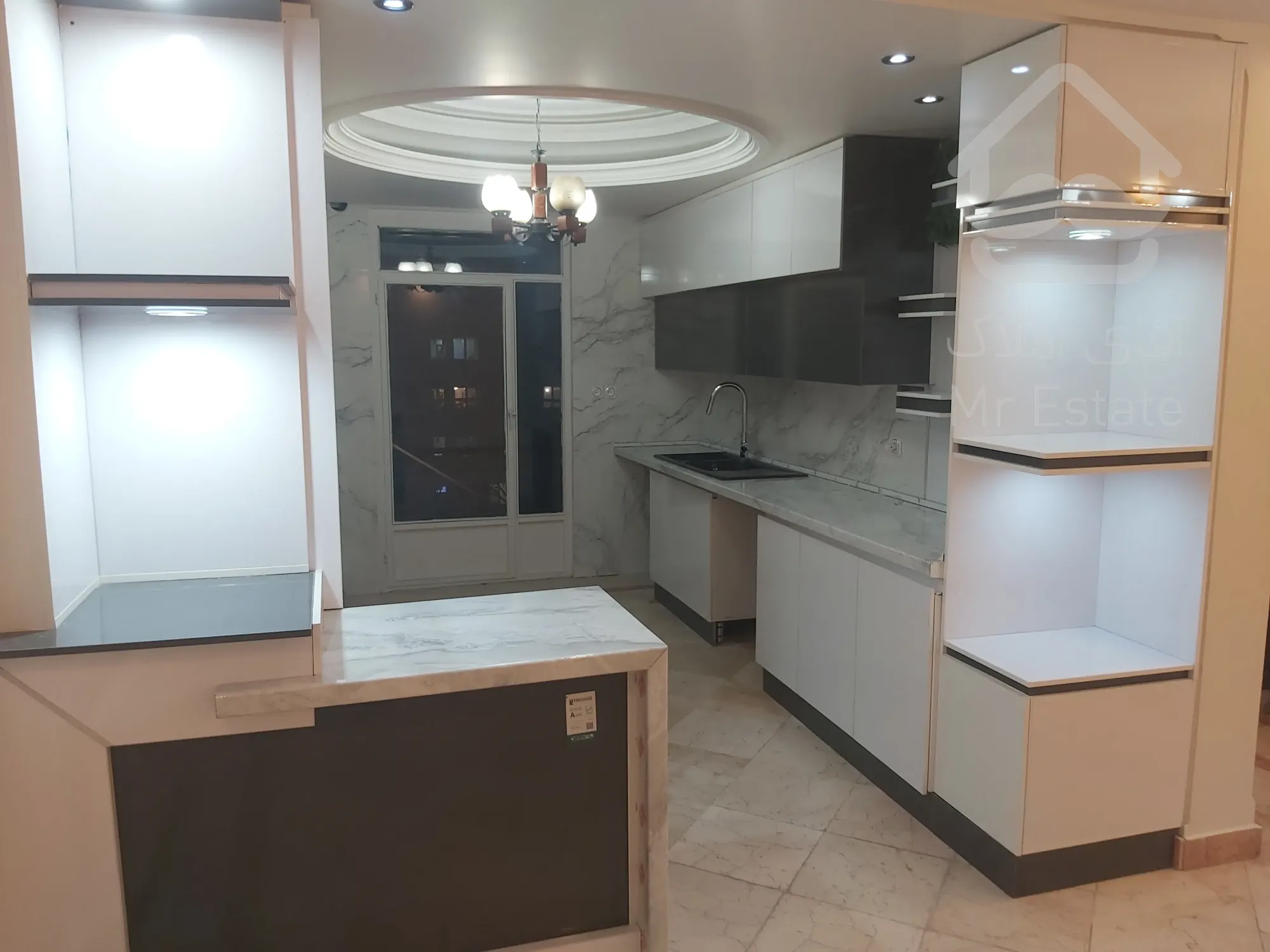 رهن واجاره آپارتمان ۱۲۰ متر فول در سهروردی جنوبی