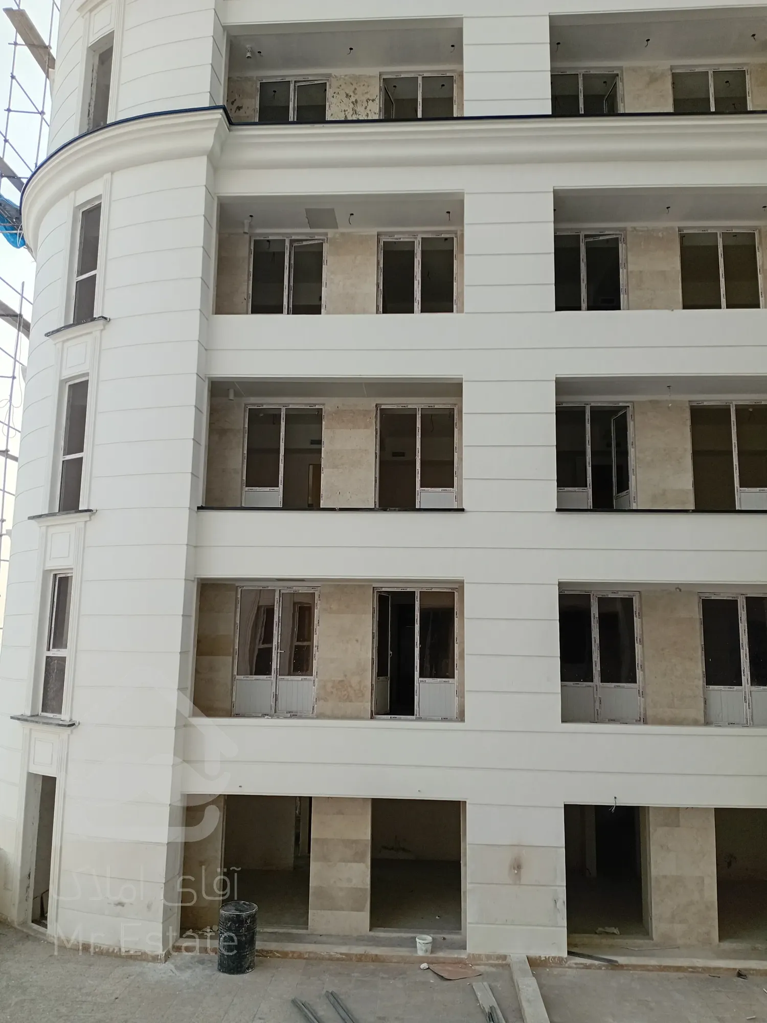 فروش 121 متری در رونیکا پالاس کوهک ، فضایی برای شادی و آرامش شما