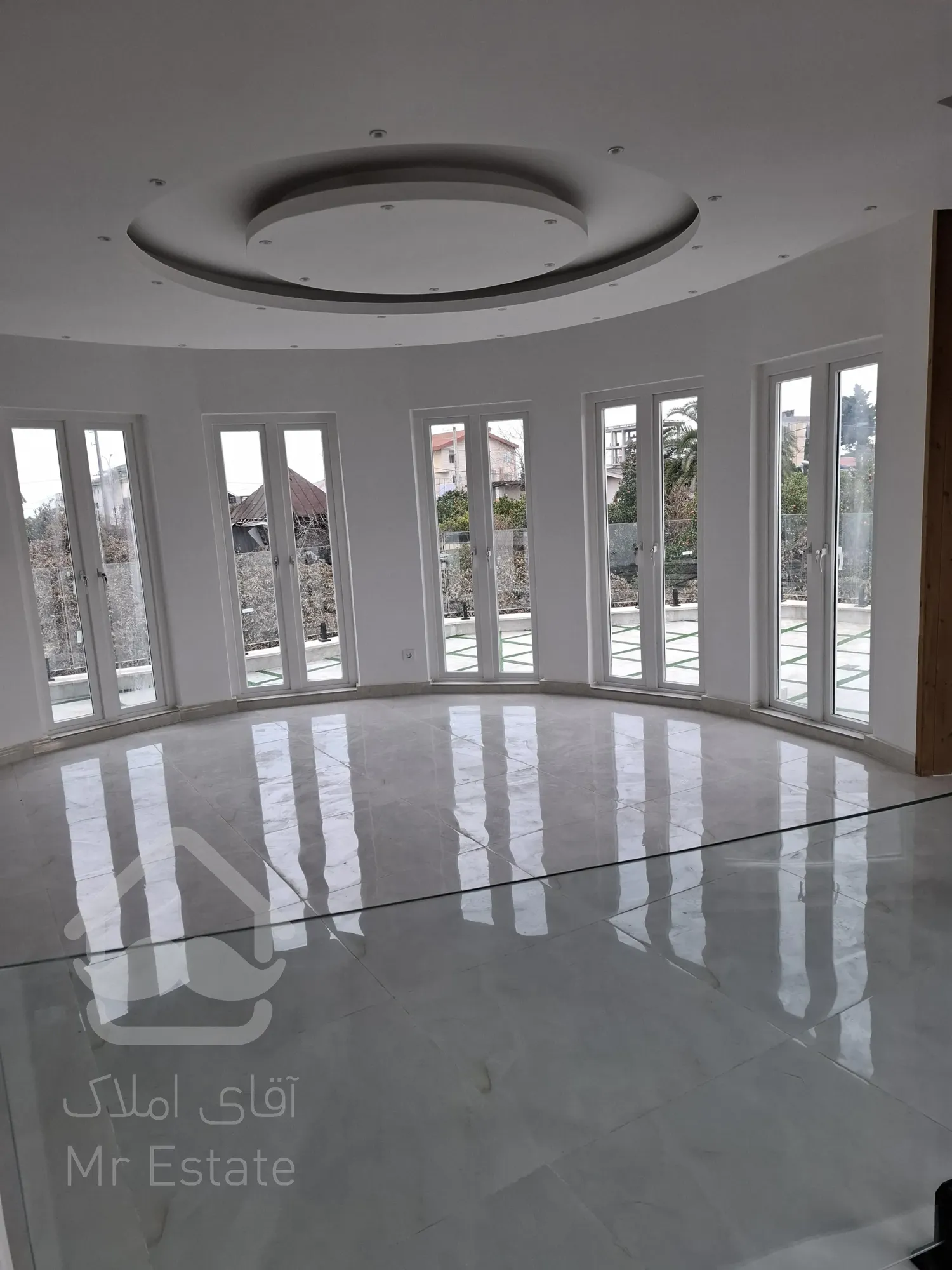 ویلای مدرن لوکس تریبلکس