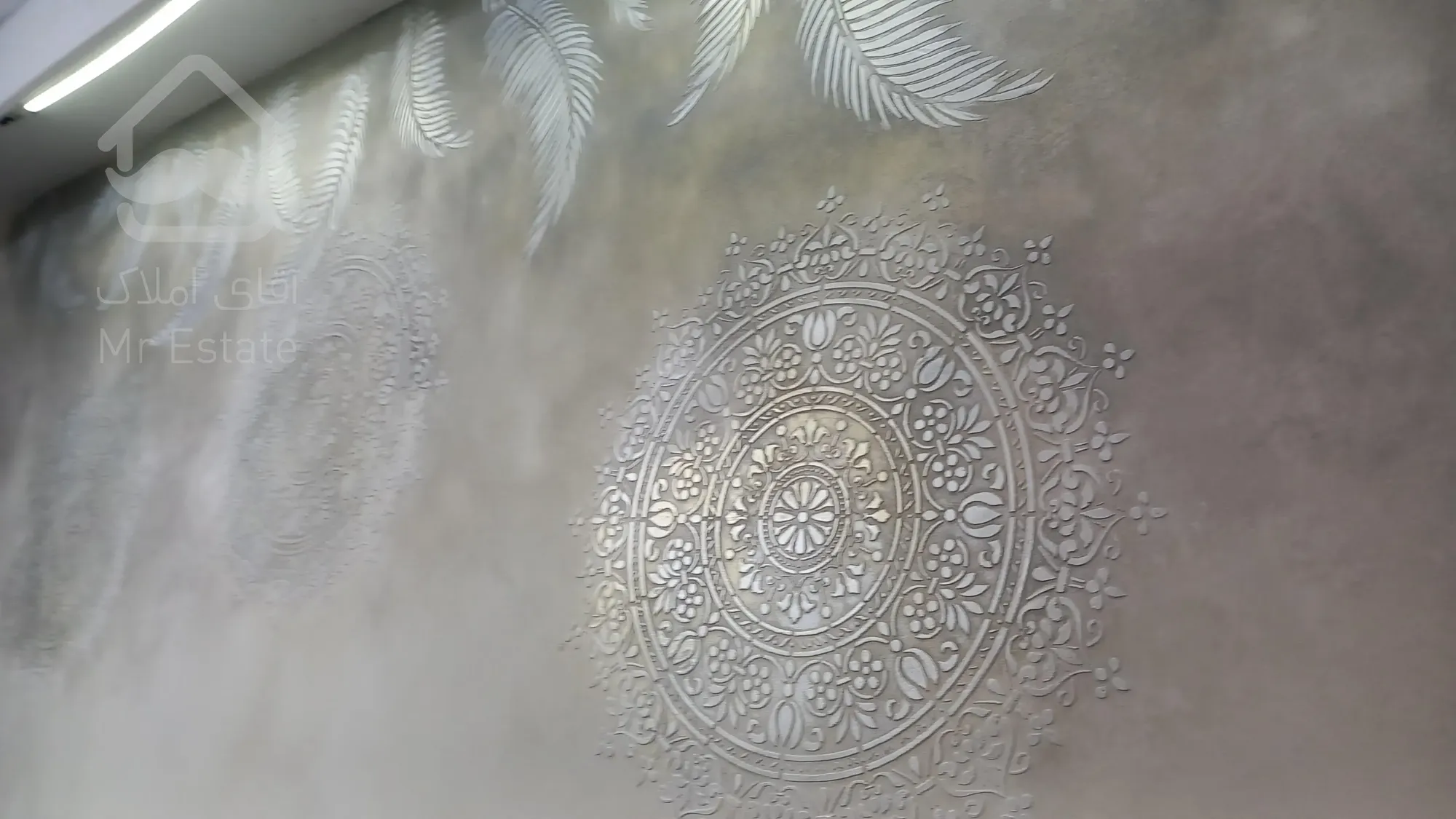 نقاشی تخصصی و ورق طلا