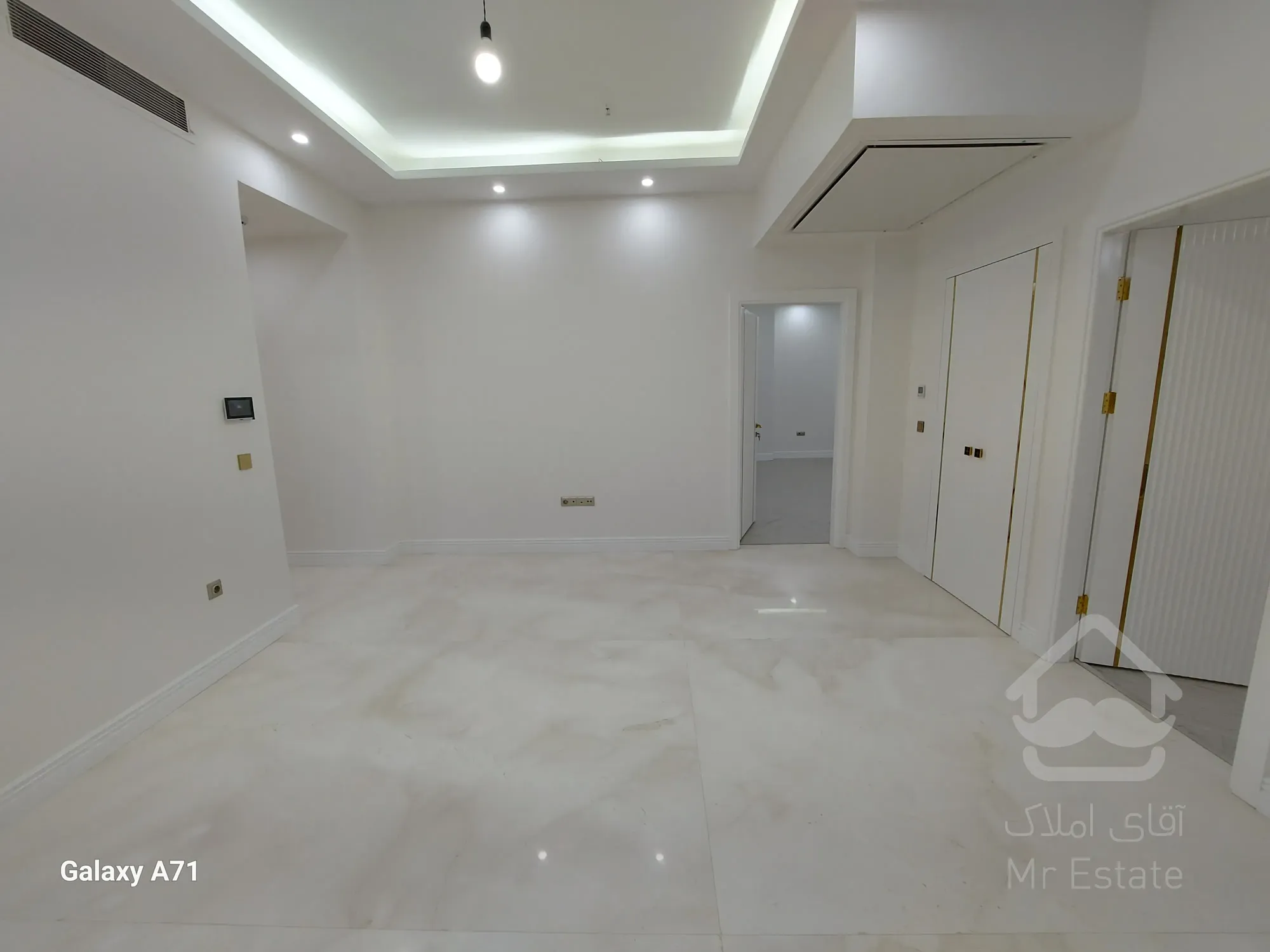 شریعتی پل رومی ۲۴۲متر ۳خواب نوساز لوکس لاگچری