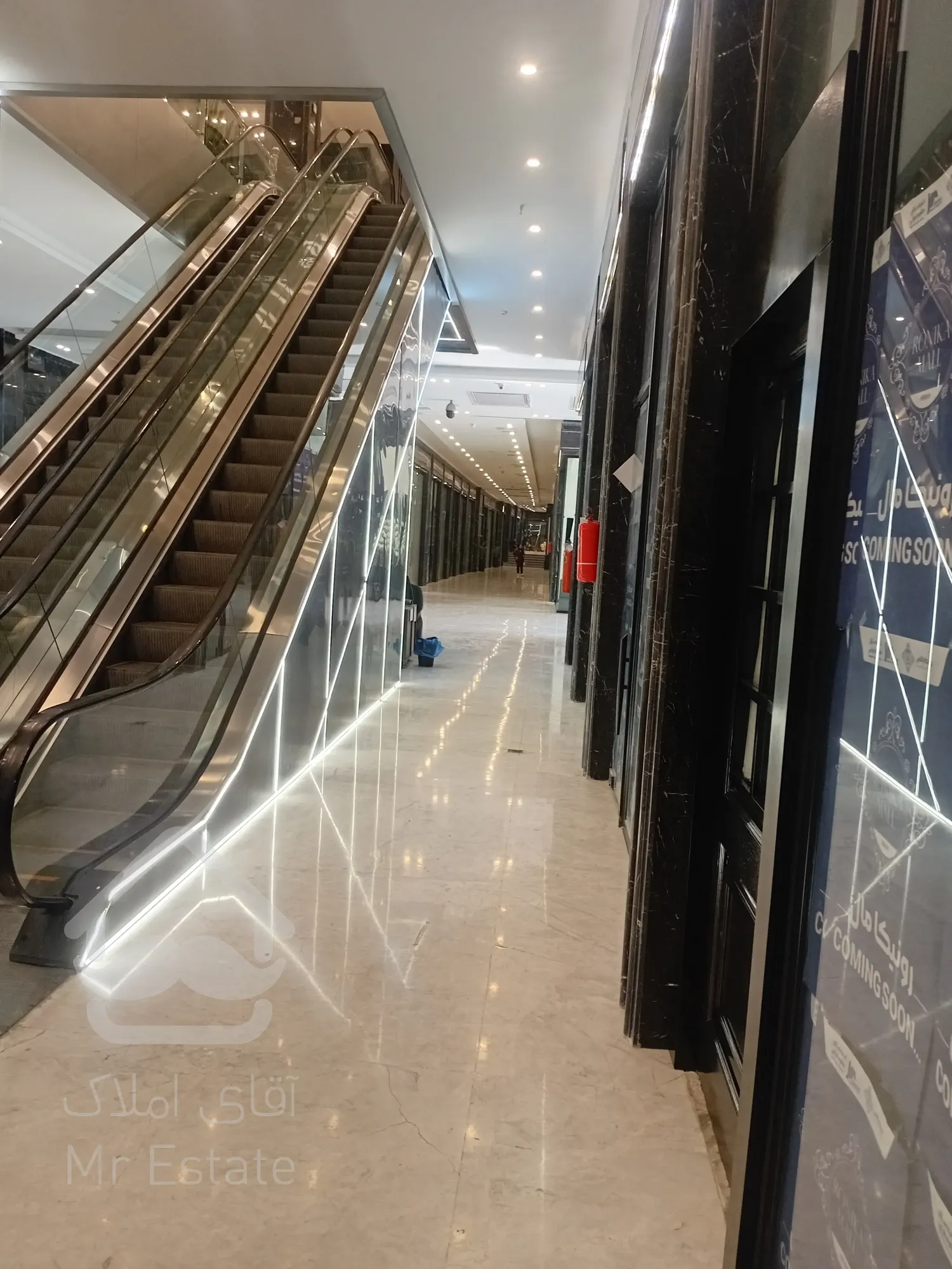 پیش فروش 18 متری تجاری در رونیکا مال میرزا بابایی ، مخصوص صنف طلا و جواهر