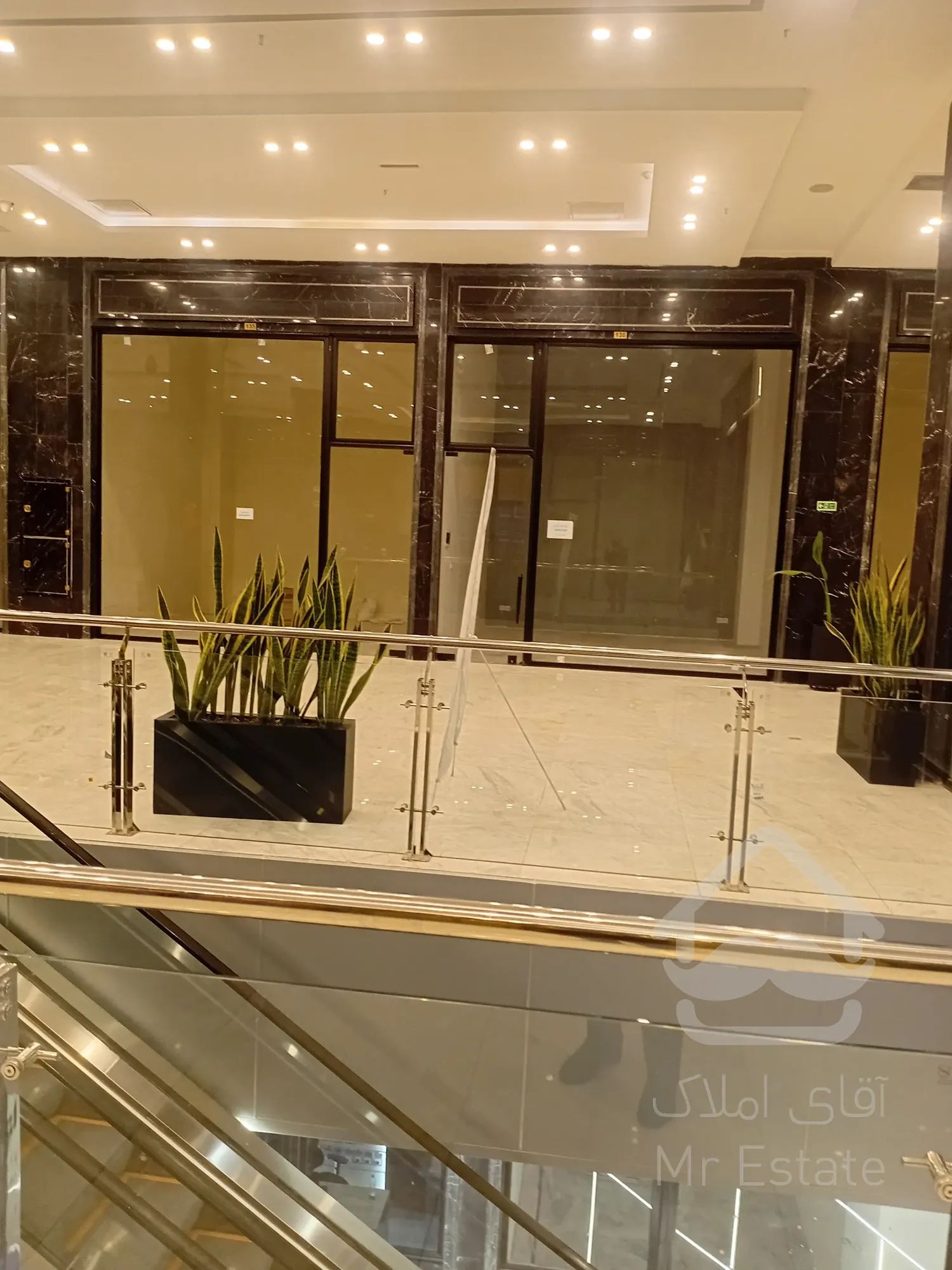 پیش فروش رونیکا مال پونک ، با متریال و دسترسی عالی