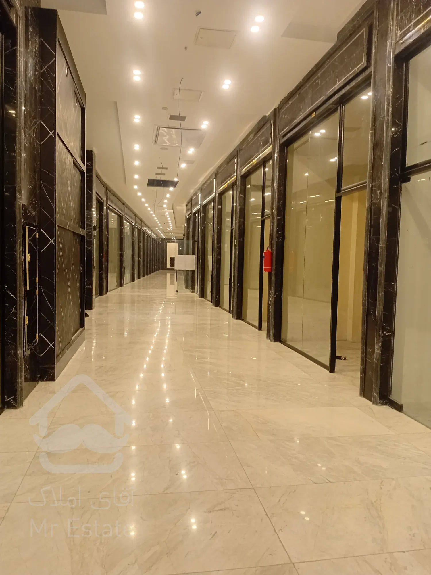 پیش فروش رونیکا مال پونک ، فول امکانات در تاپ لوکیشن غرب تهران