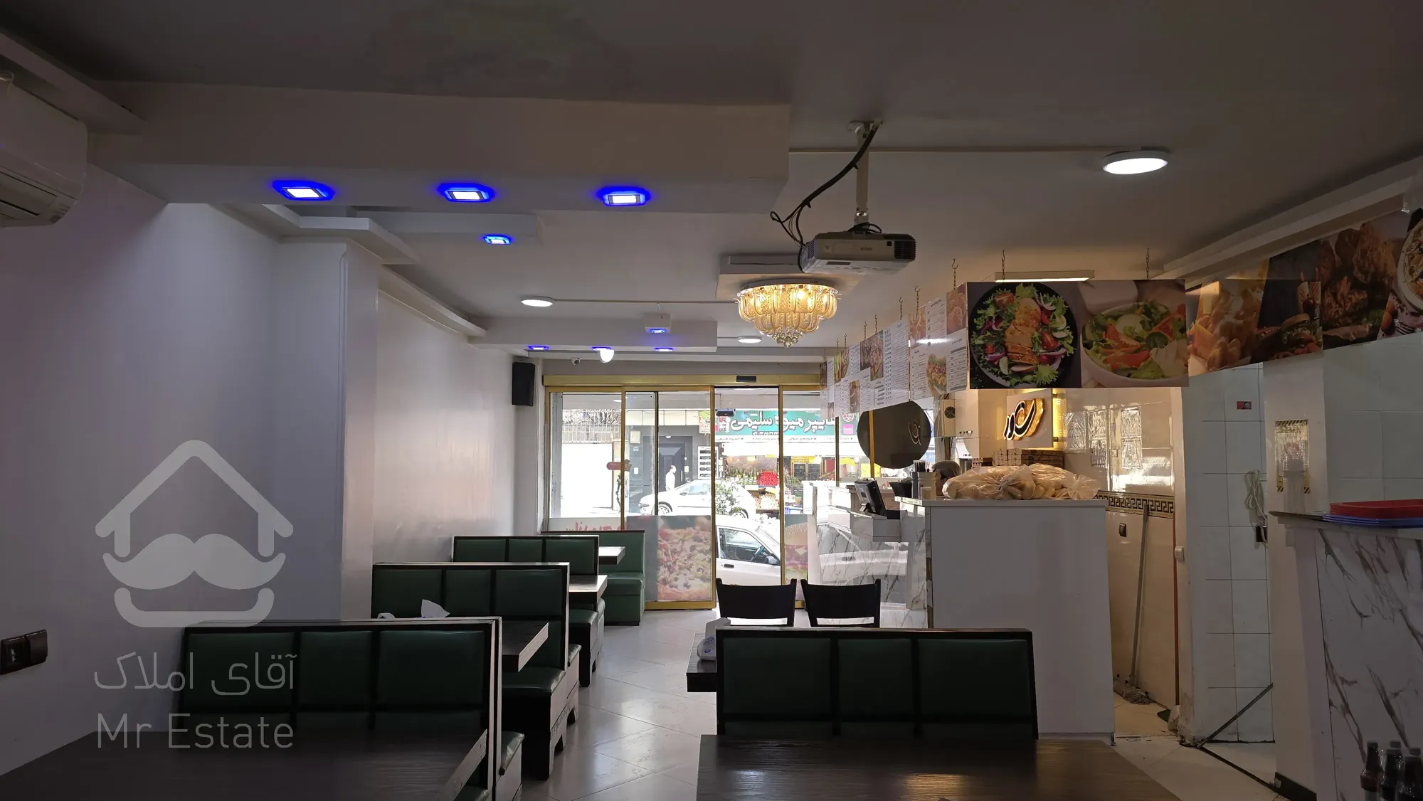 ۷۲ متر مغازه با لوازم جهت فست فود