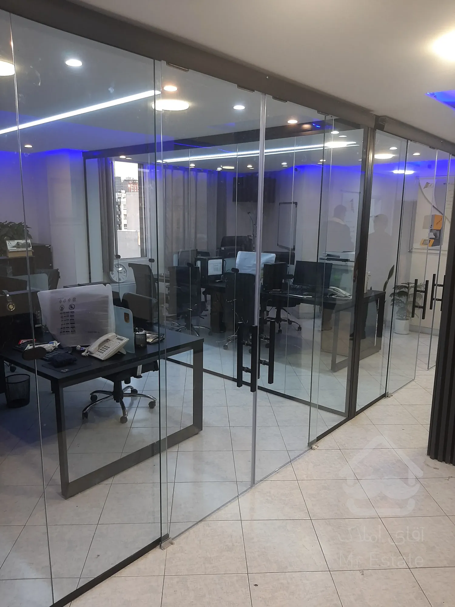 شیشه سکوریت بازشو و ریلی و پارتیشن وریگلاژه دربهای شیشه ای