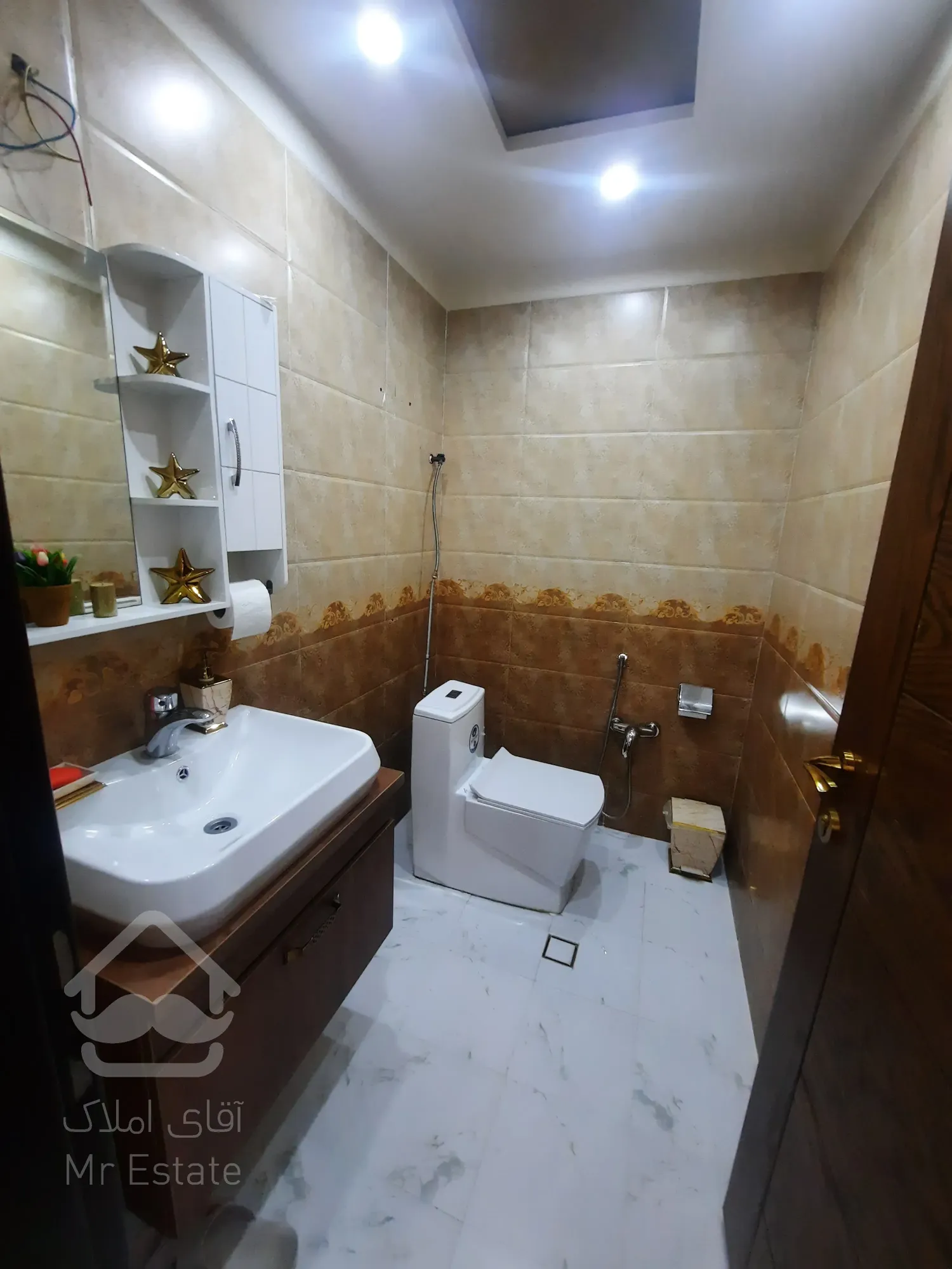 فروش آپارتمان ۱۱۰ متری ۲ خوابه در درکه