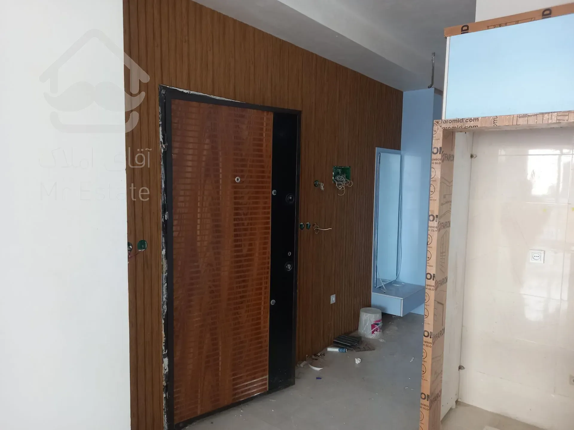 130 متر نوساز حصارک بالا