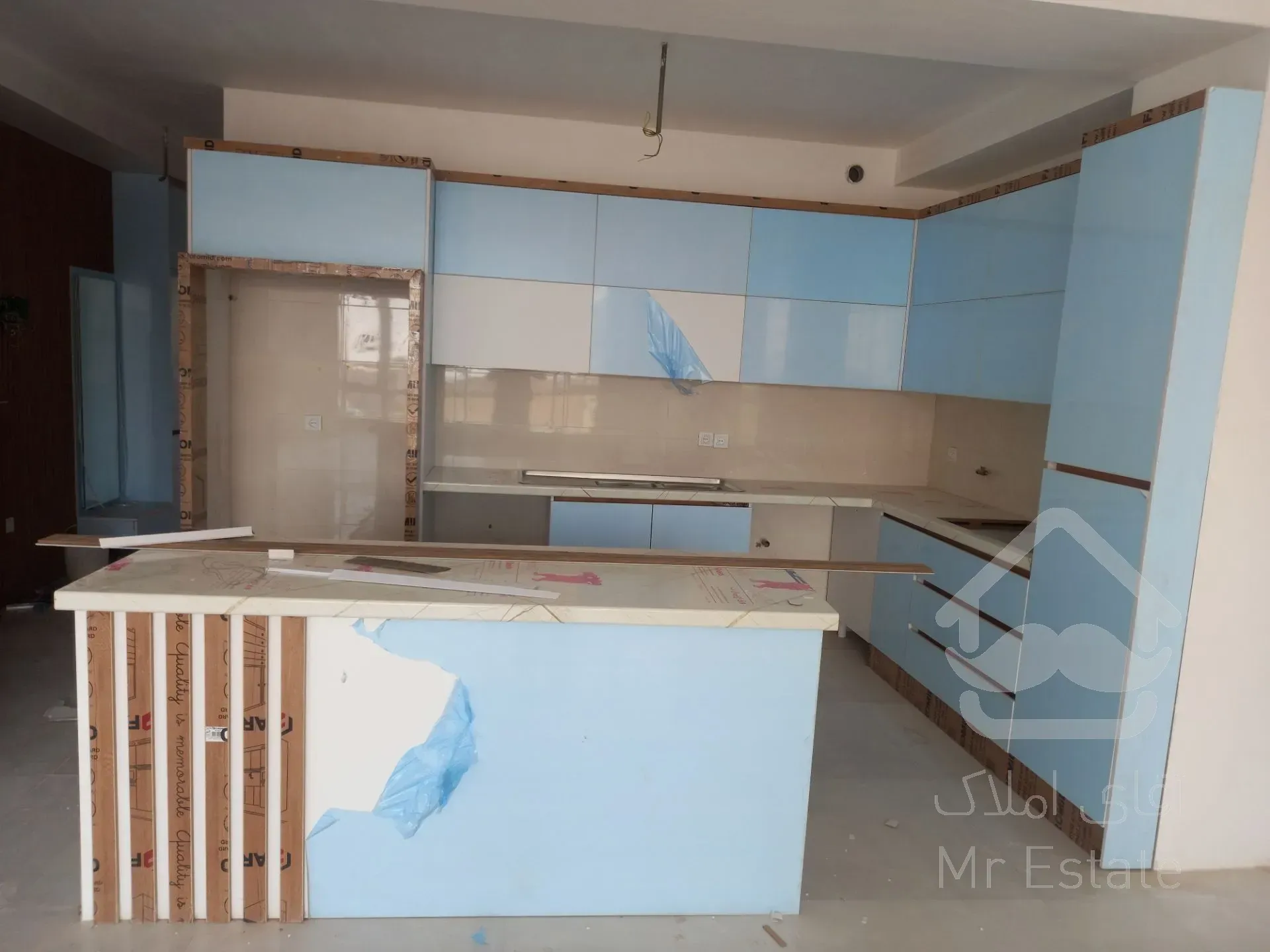 130 متر نوساز حصارک بالا