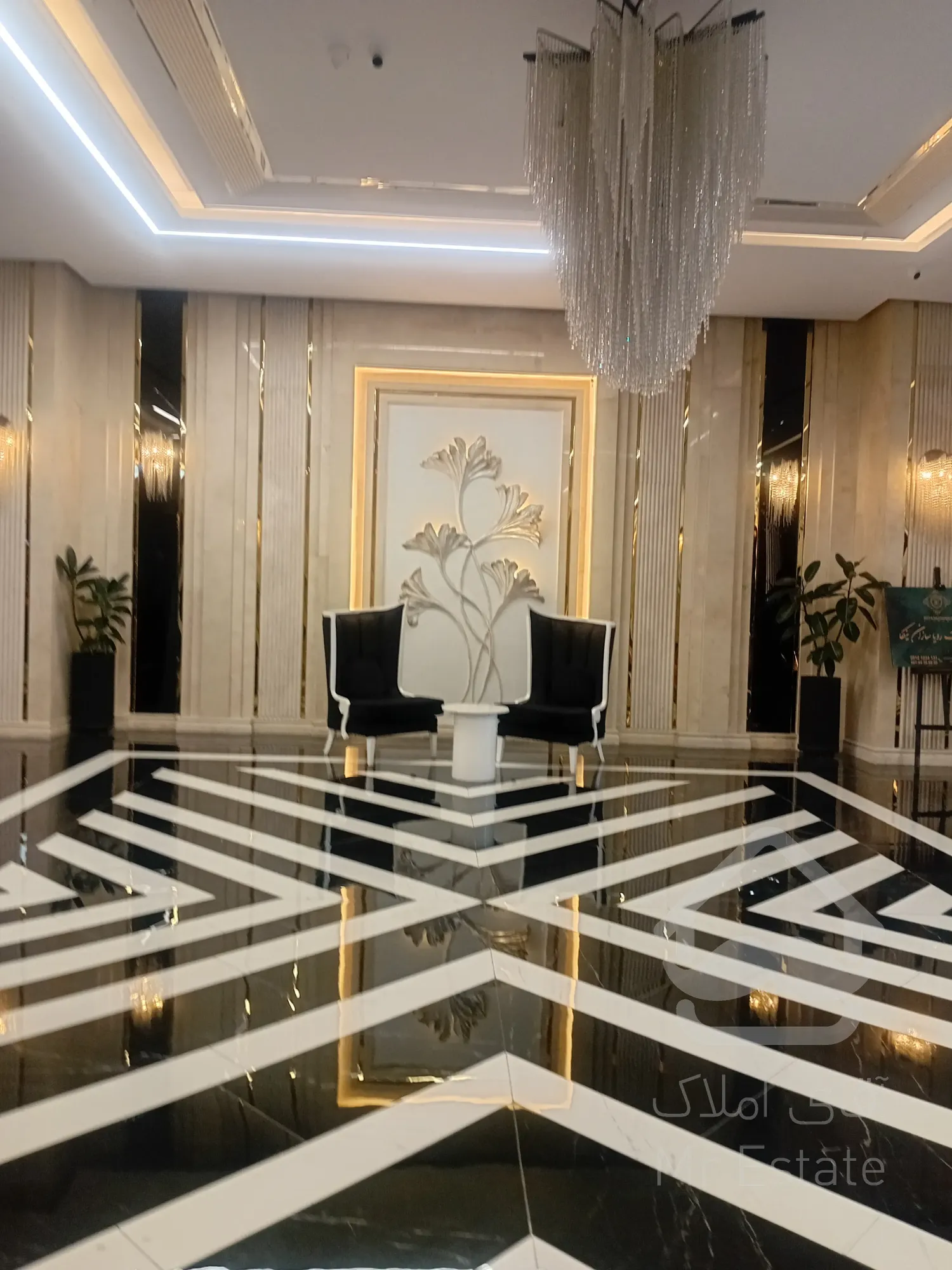 پیش فروش رونیکا پالاس لاله ، فول امکانات در تاپ لوکیشن منطقه یک