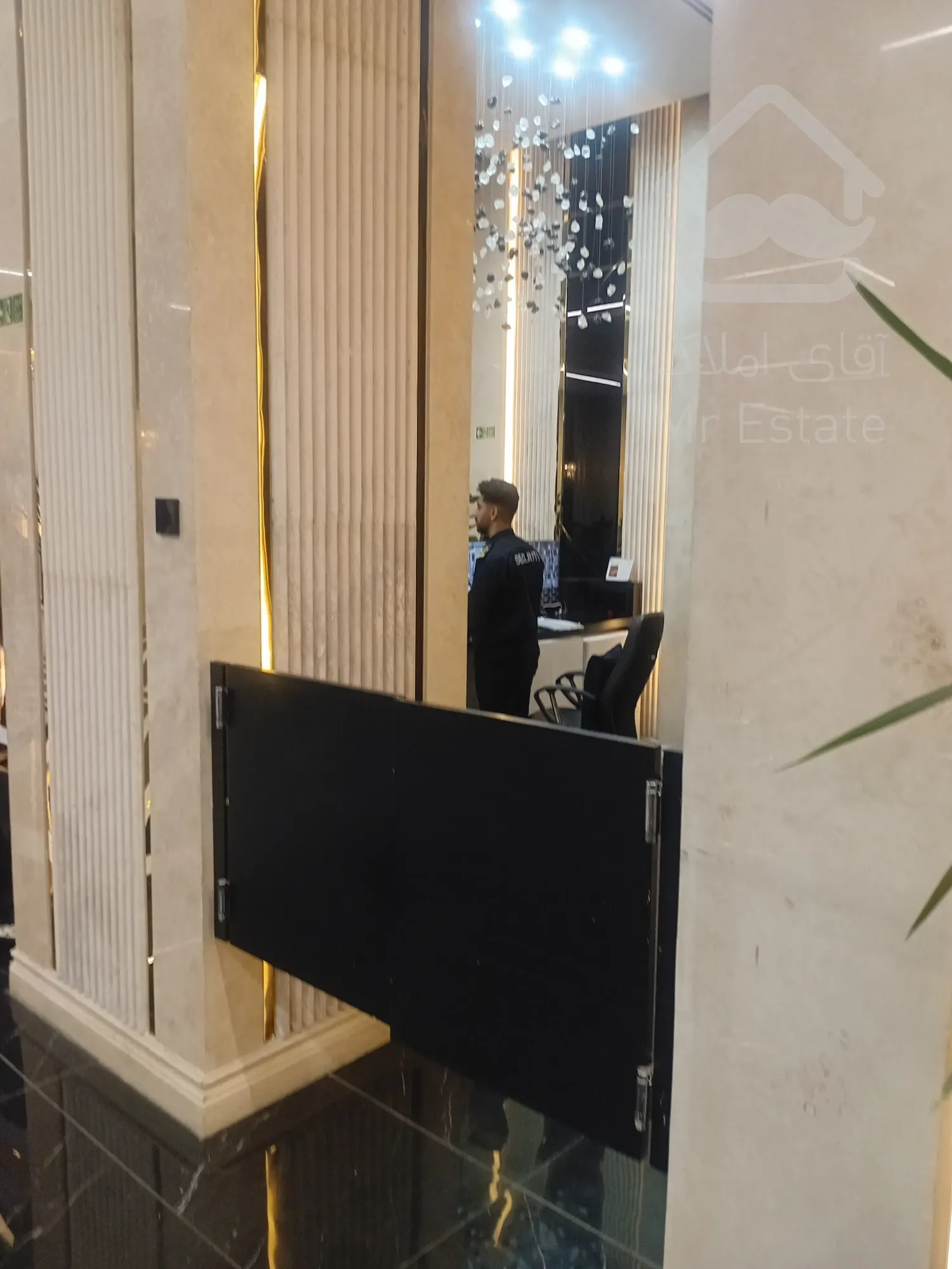 پیش فروش رونیکا پالاس لاله ، فول امکانات در تاپ لوکیشن منطقه یک