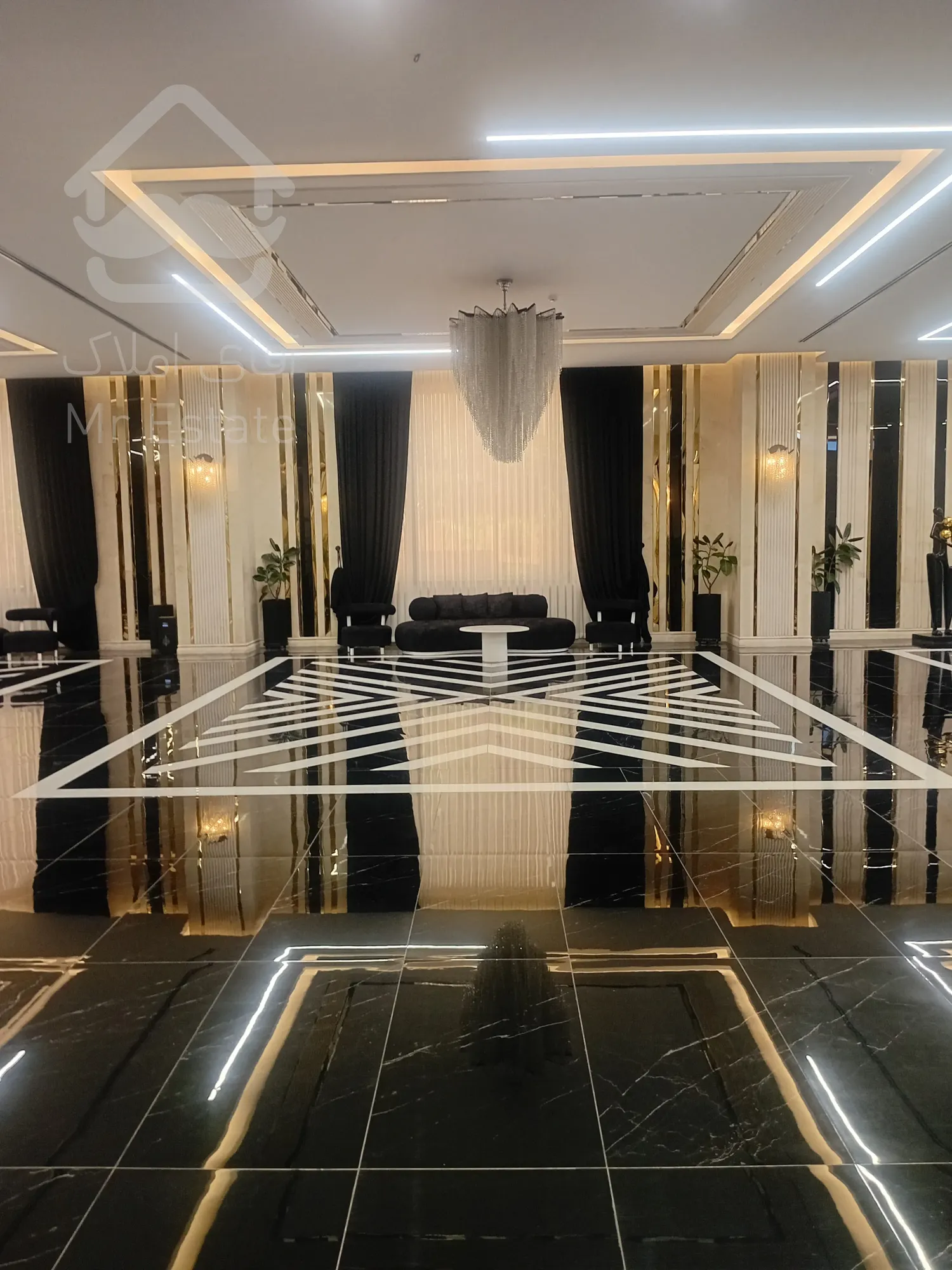 پیش فروش رونیکا مال میرزا بابایی ، فول امکانات در تاپ لوکیشن غرب تهران