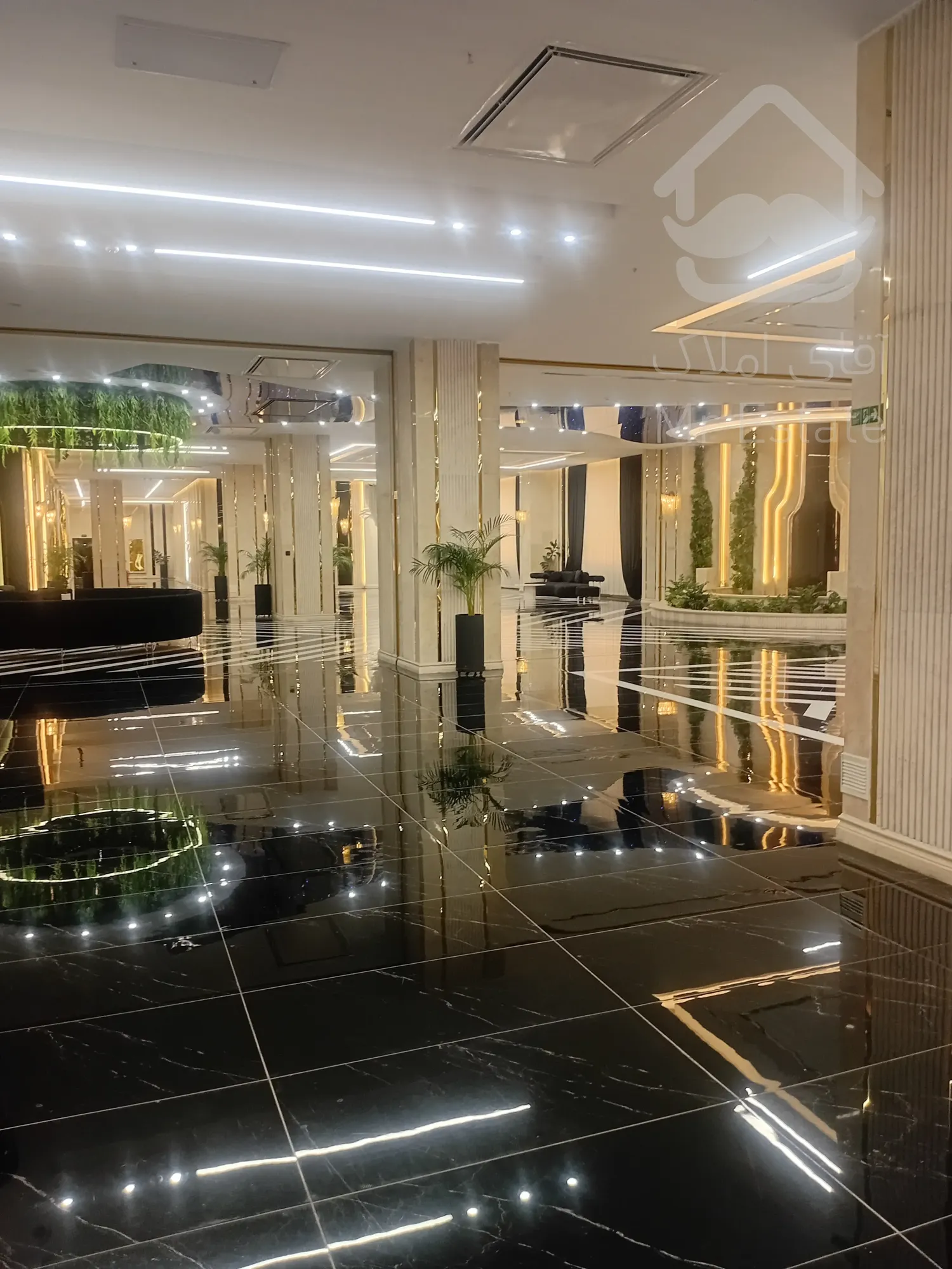 پیش فروش 121 رونیکا پالاس دردشت ، با امکانات عالی در شهرک و لابی