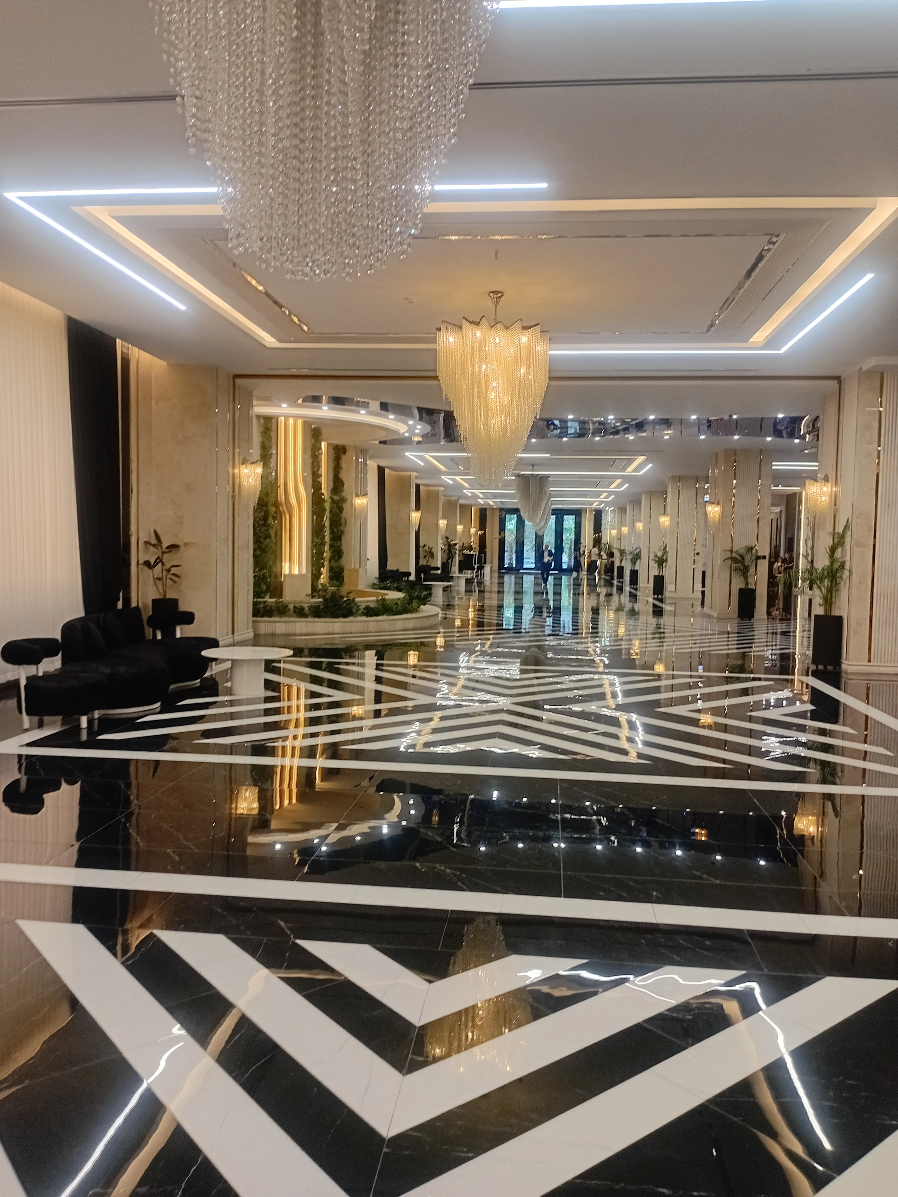 شروع پیش فروش 116 متری در برج لاکچری رونیکا پالاس  لاله