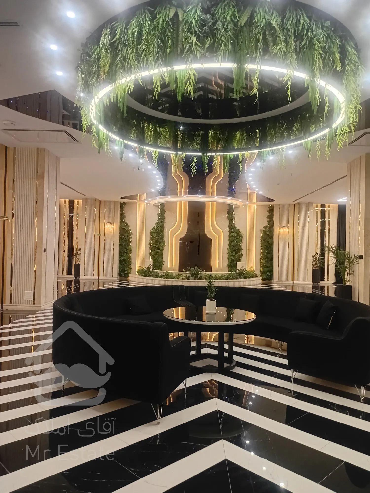 پیش فروش رونیکا مال میرزا بابایی ، با بهترین امکانات