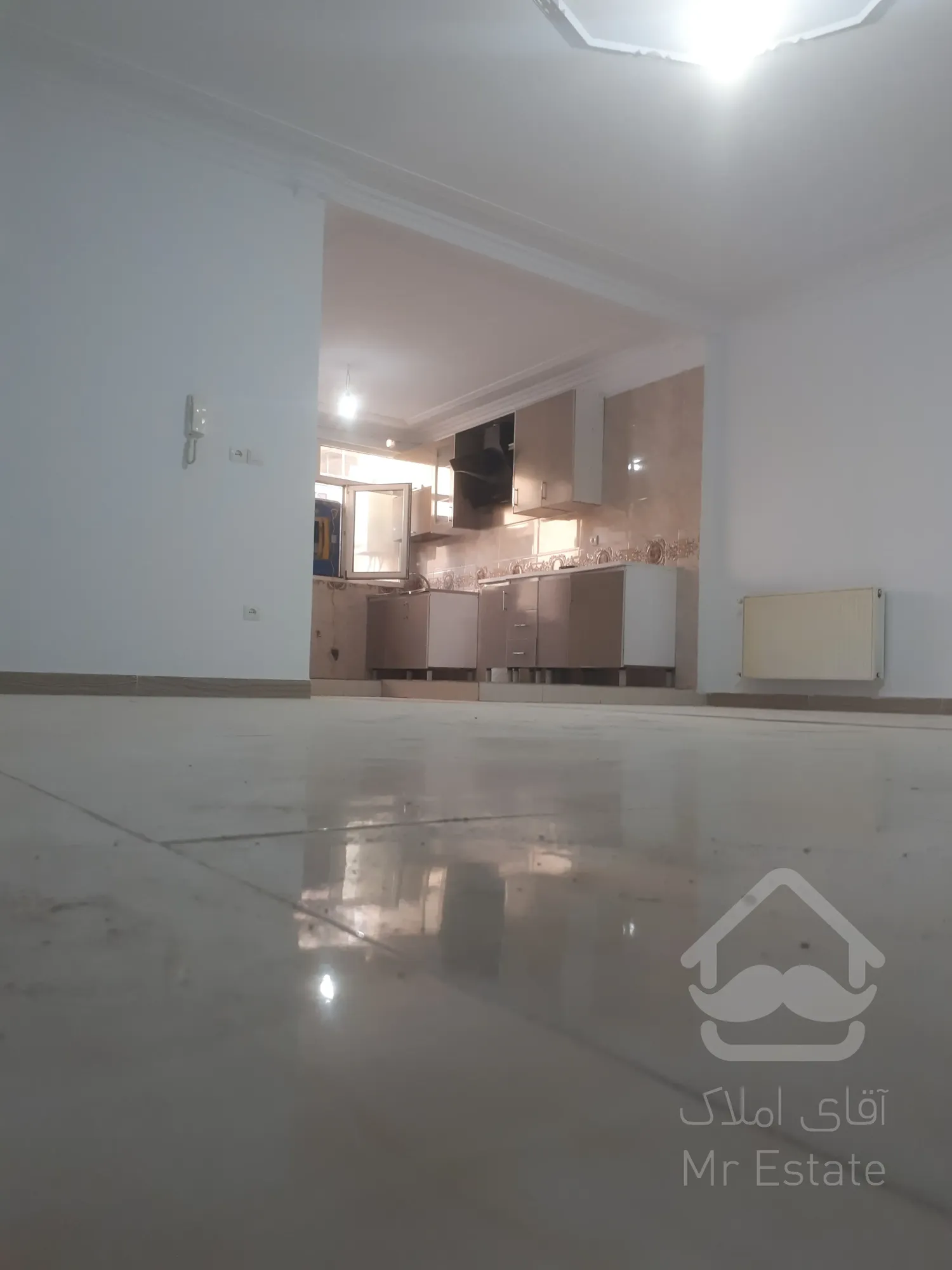 آپارتمان ۸۷ متری با موقعیت فوقالعاده