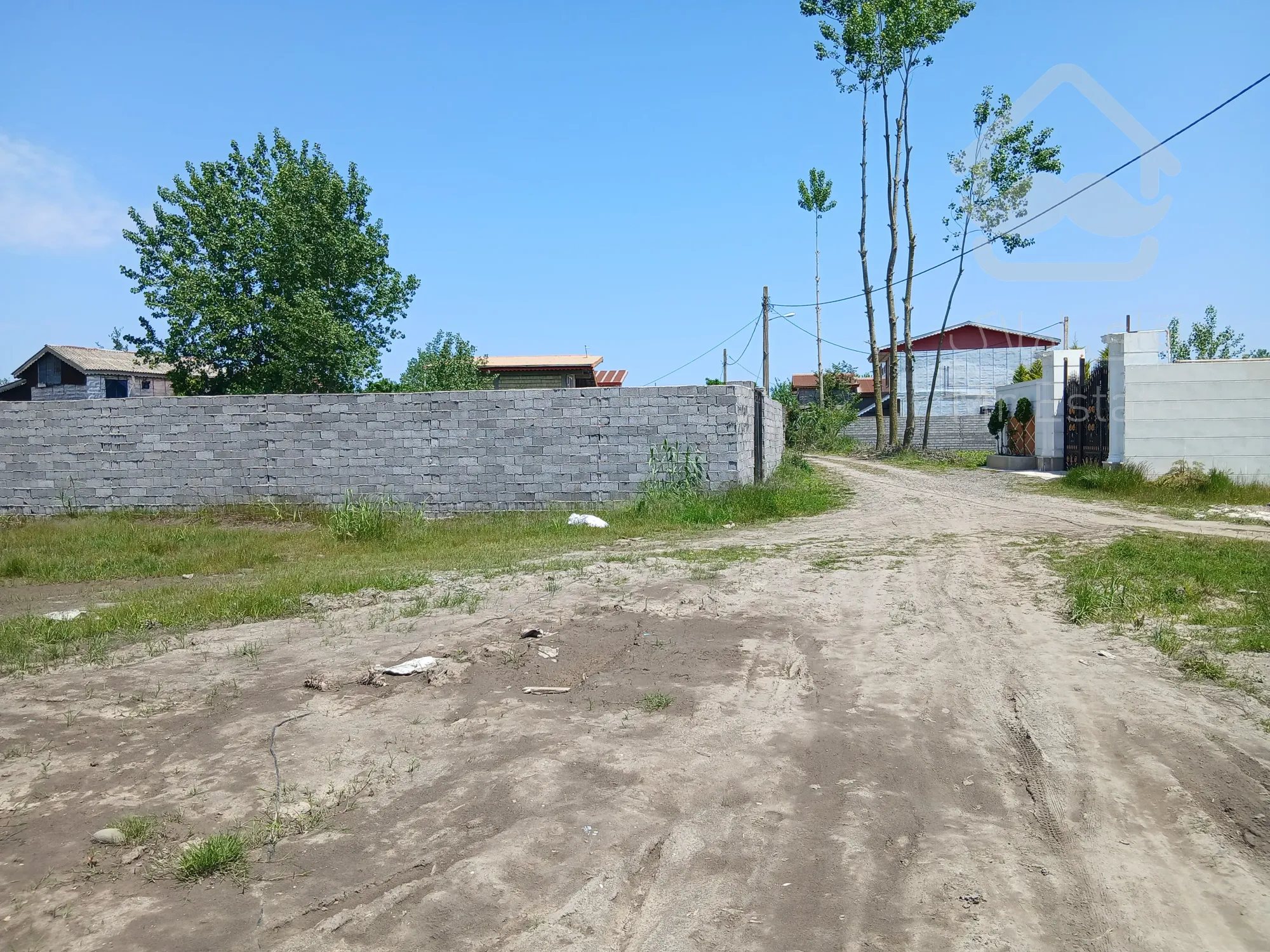 ۴۱۴ متر زمین مناسب ساخت ویلا