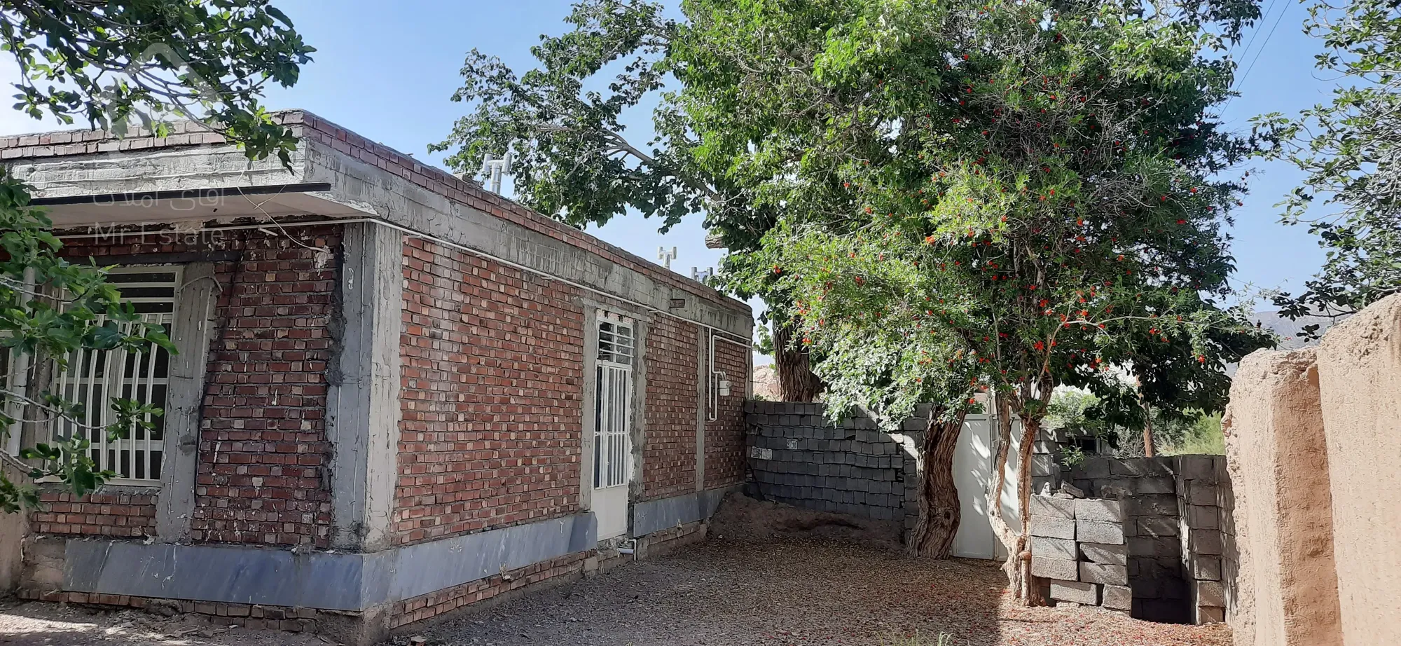 فروش خانه ویلایی ۱۰۰ متری دو خوابه دونبش