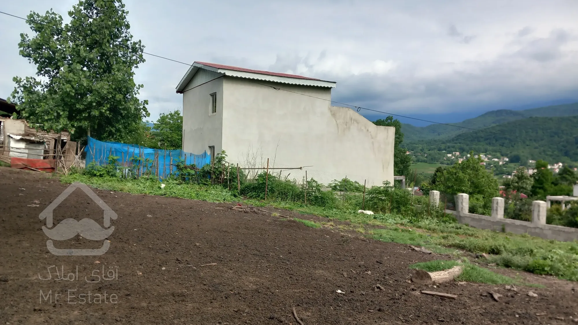 فروش زمین ۲۵۰ متر درحلیم جان دریاچه عروس