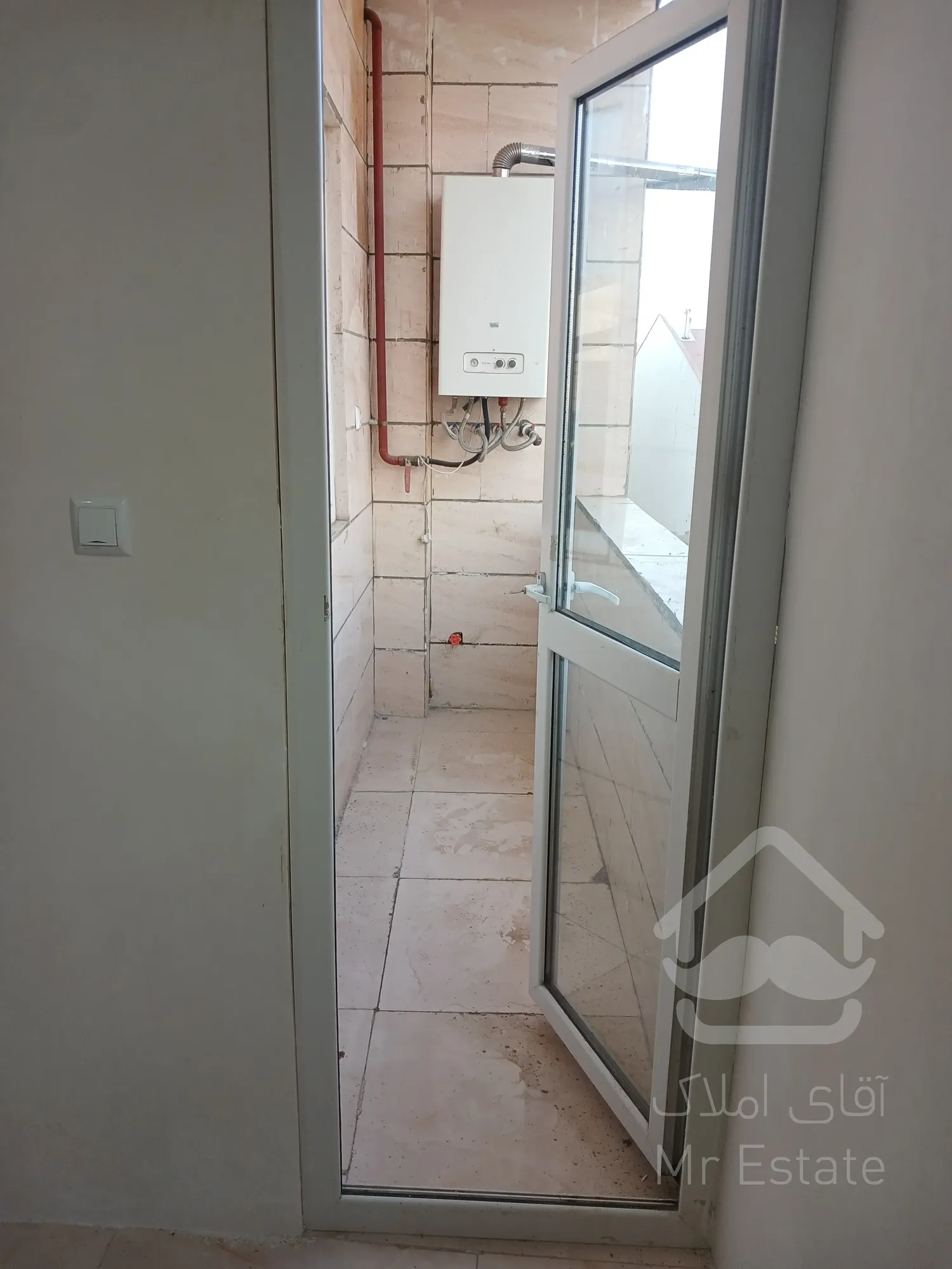 فروش واحد ۱۲۵ متری صفر