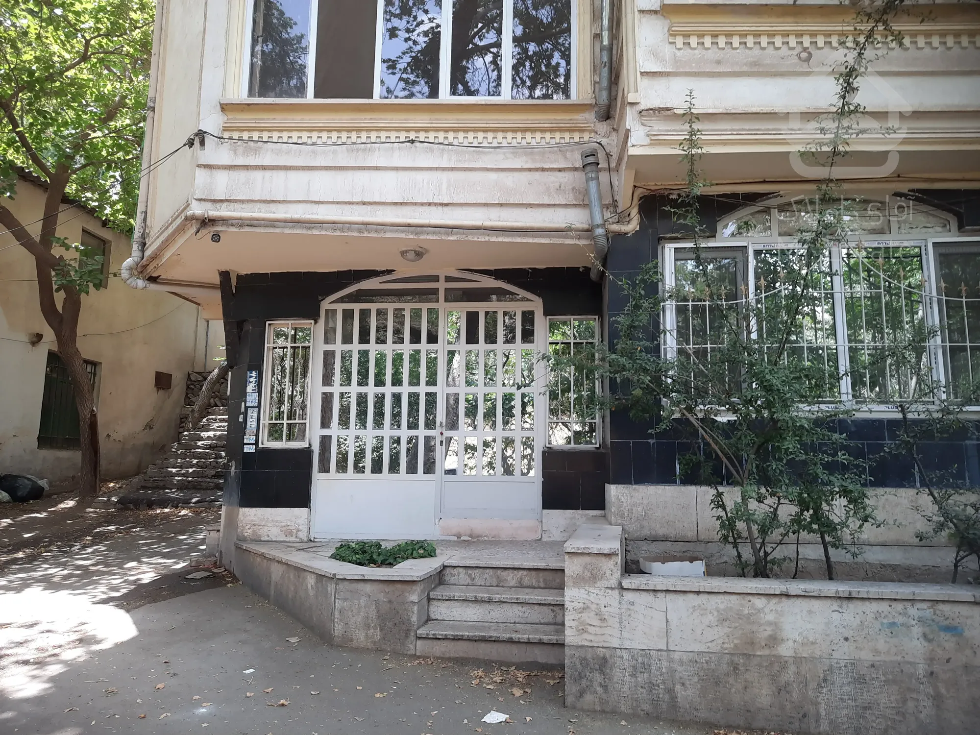 فروش آپارتمان ۸۵متریک خوابه طبقه همکف