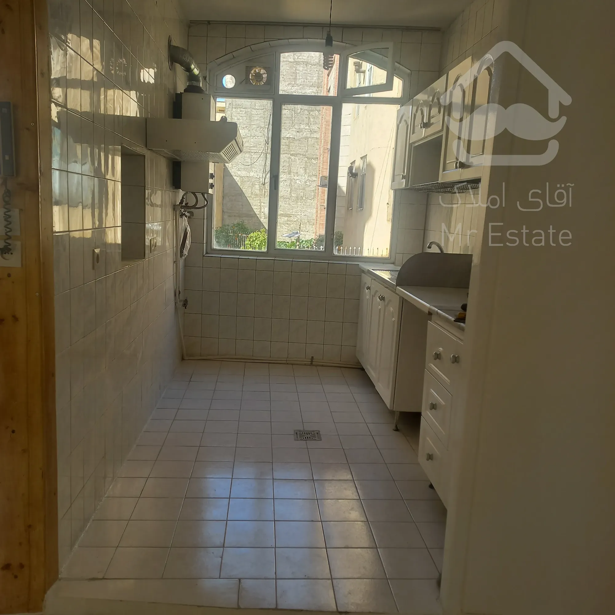 آپارتمان ۶۷ متری ۲ خوابه طبقه ۲