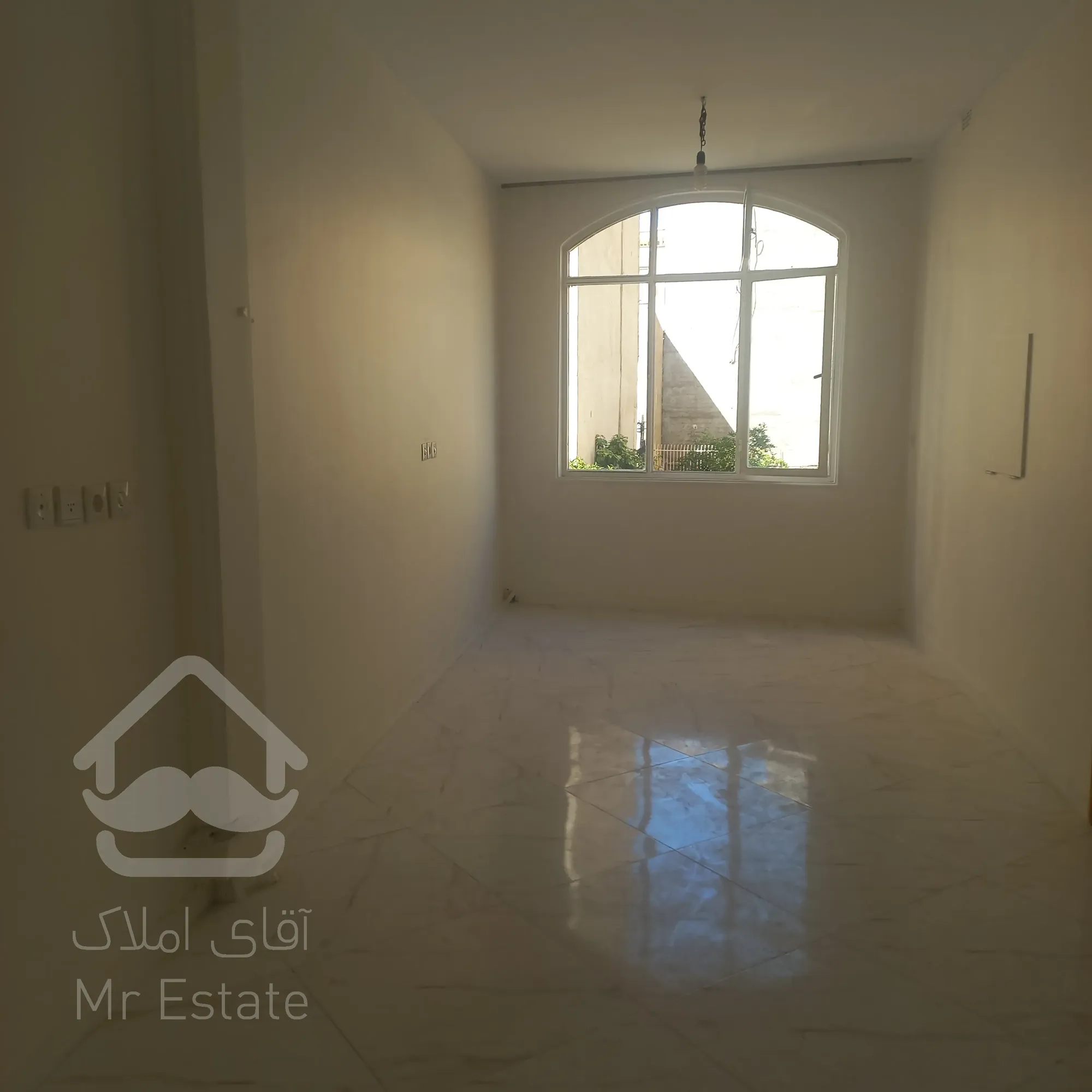 آپارتمان ۶۷ متری ۲ خوابه طبقه ۲