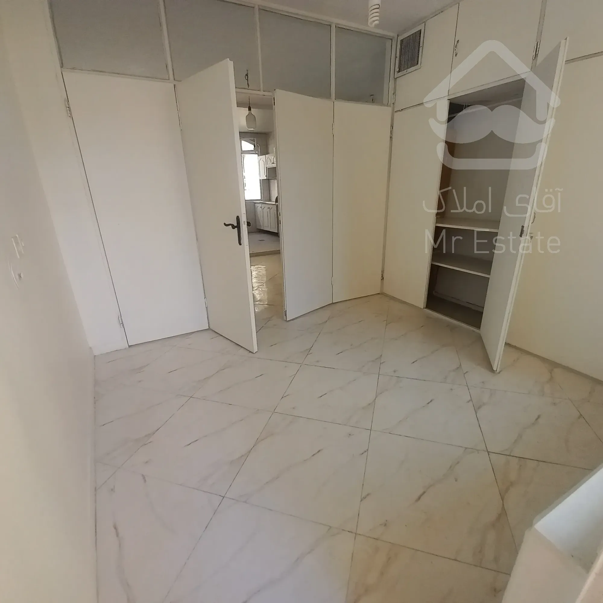 آپارتمان ۶۷ متری ۲ خوابه طبقه ۲