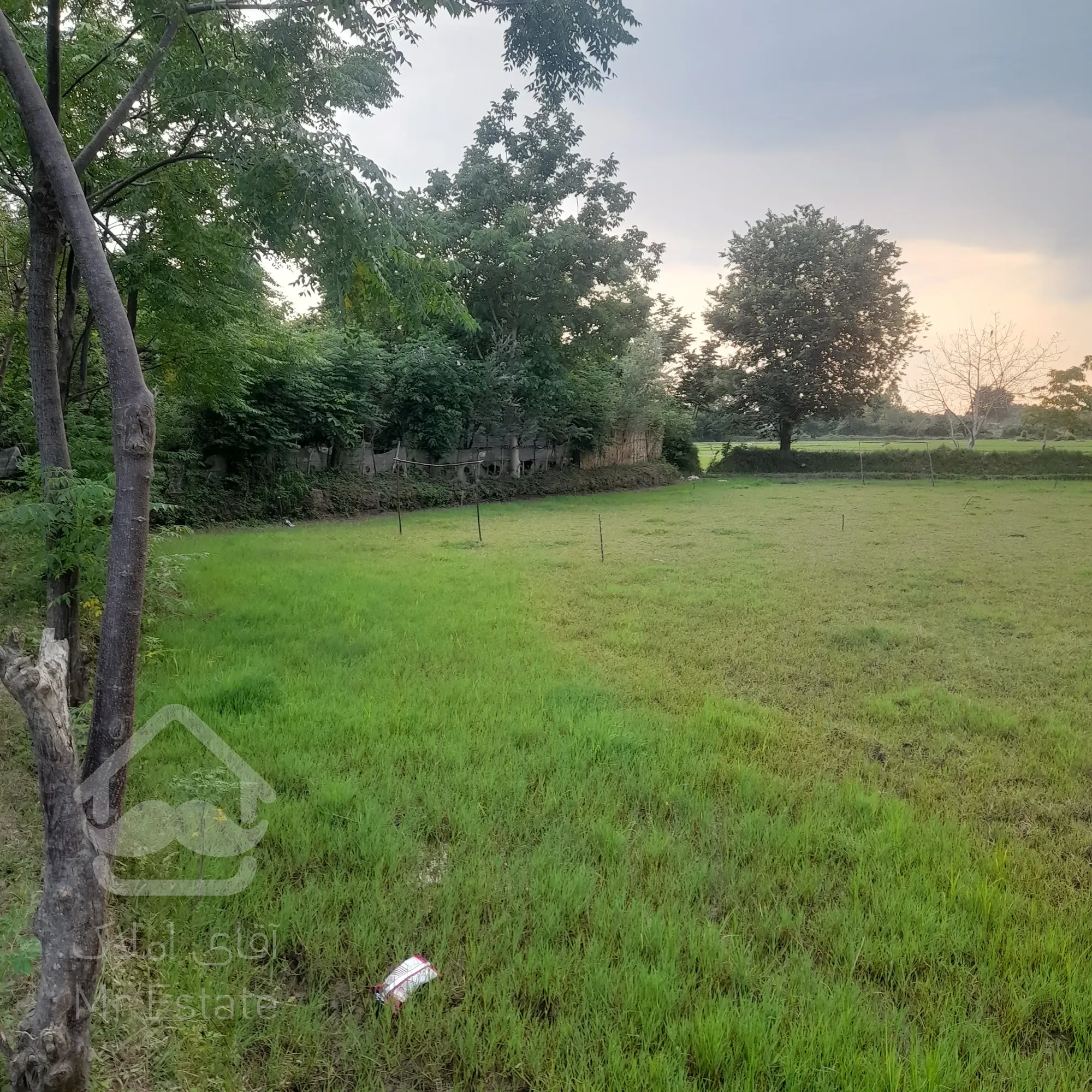 فروش زمین۸۰۰متری مسکونی