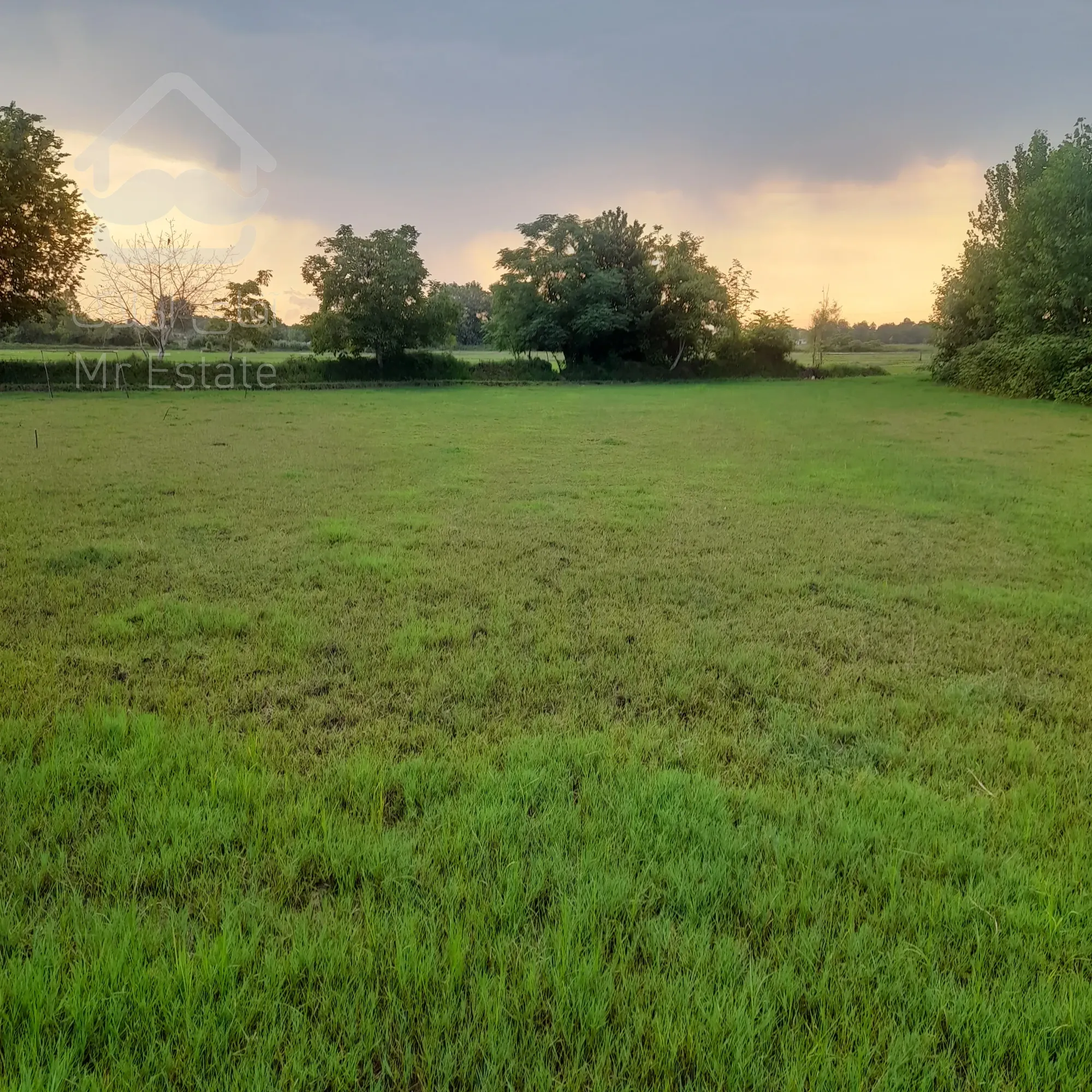 فروش زمین۸۰۰متری مسکونی