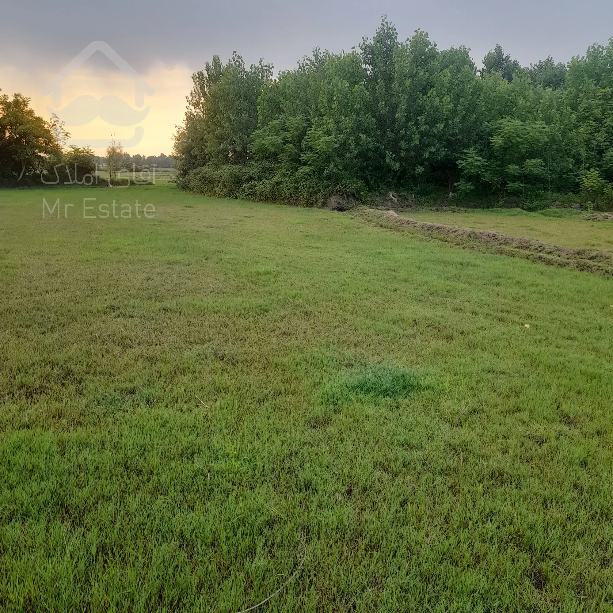 فروش زمین۸۰۰متری مسکونی