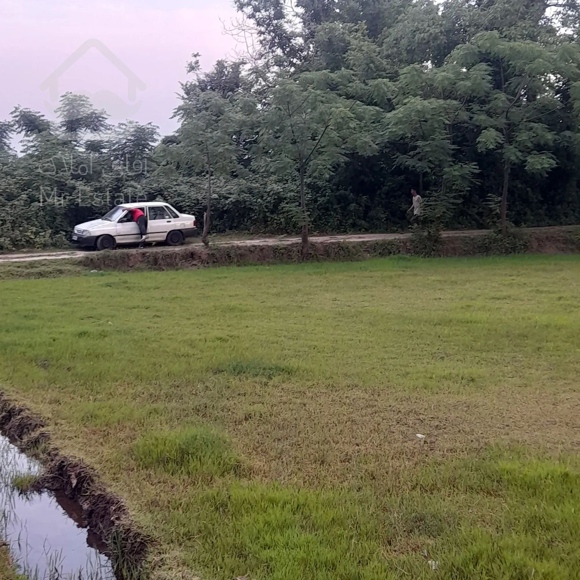 فروش زمین۸۰۰متری مسکونی