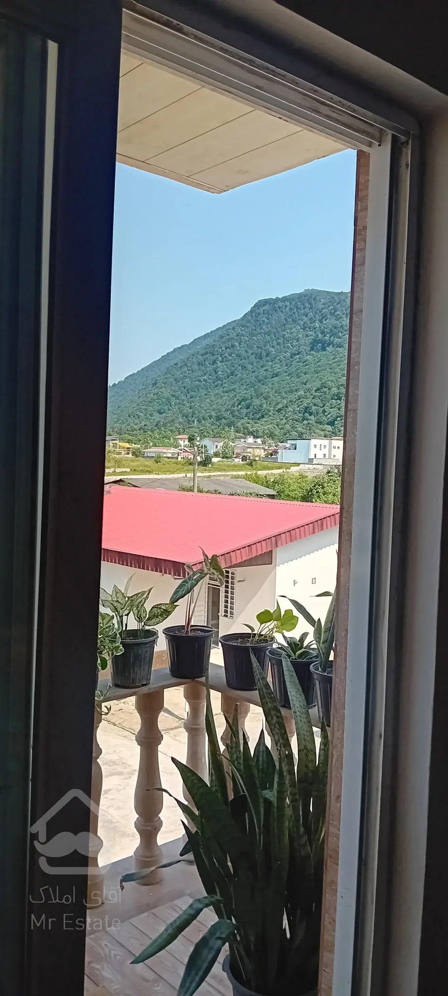 آپارتمان دوخوابه جنگلی