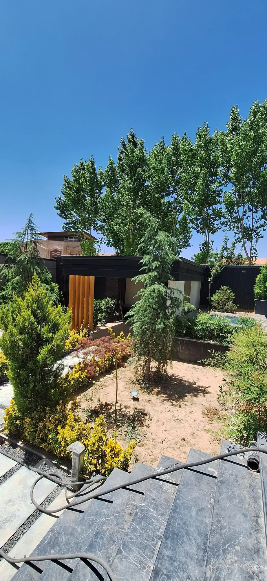 ویلا نوساز لوکس ۳ خواب مستر کردان