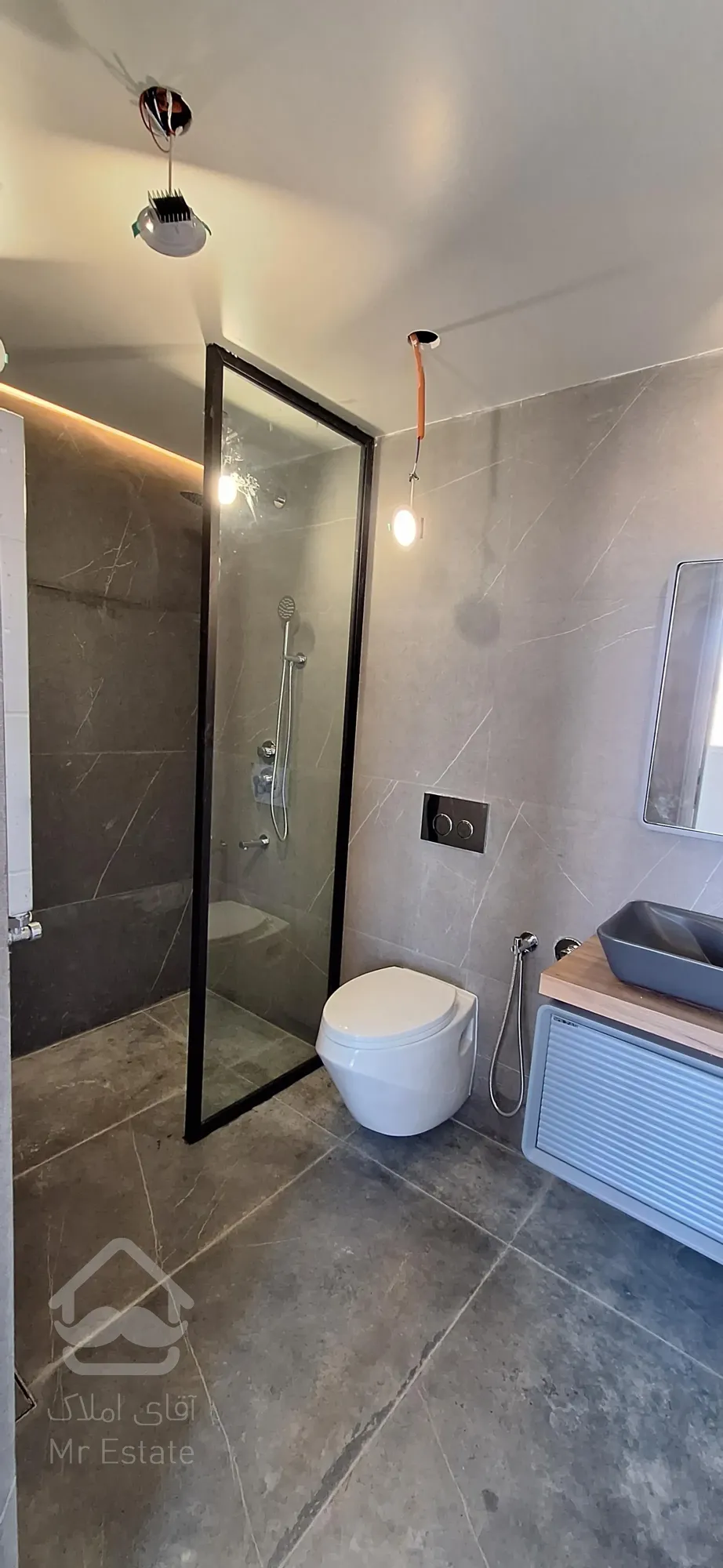 فروش باغ ویلا نوساز سه خواب مستردار لوکس کوهسار-کردان