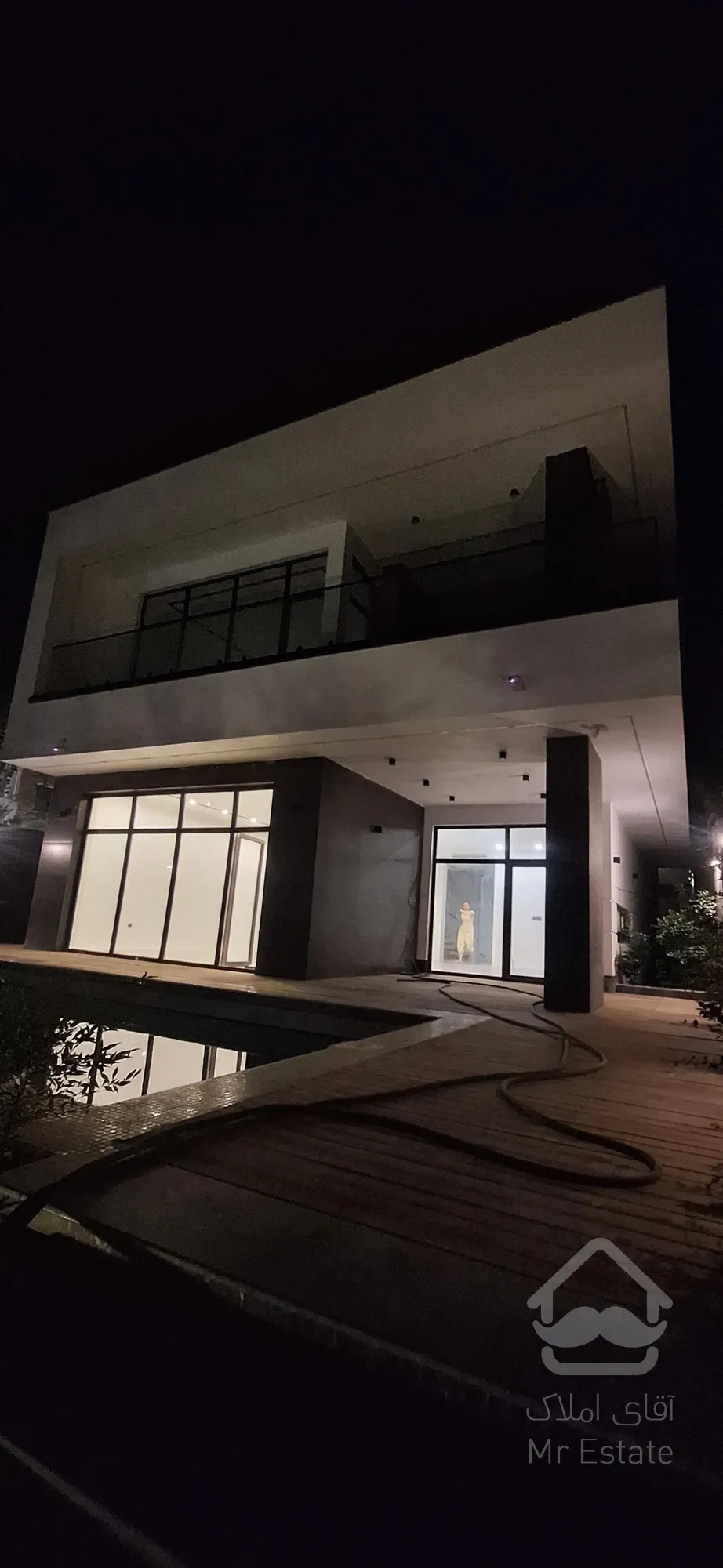 فروش باغ ویلا نوساز سه خواب مستردار لوکس کوهسار-کردان