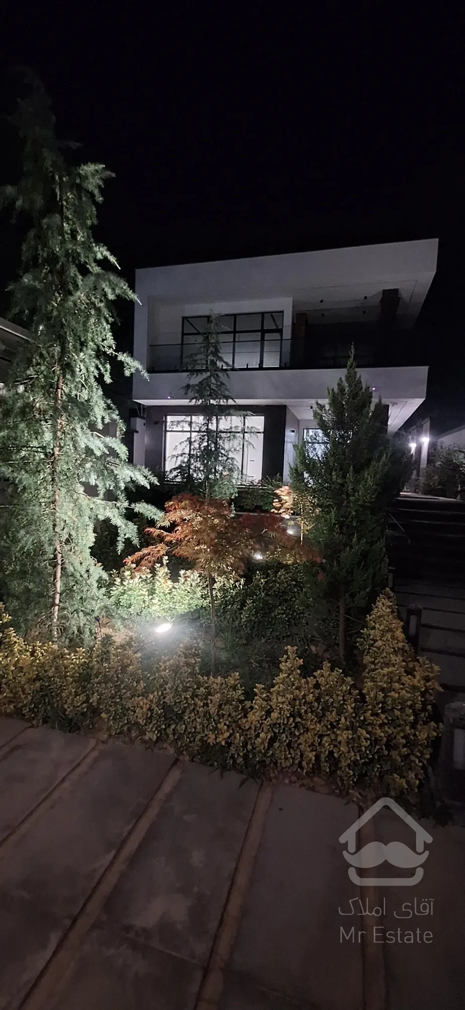 فروش باغ ویلا نوساز سه خواب مستردار لوکس کوهسار-کردان