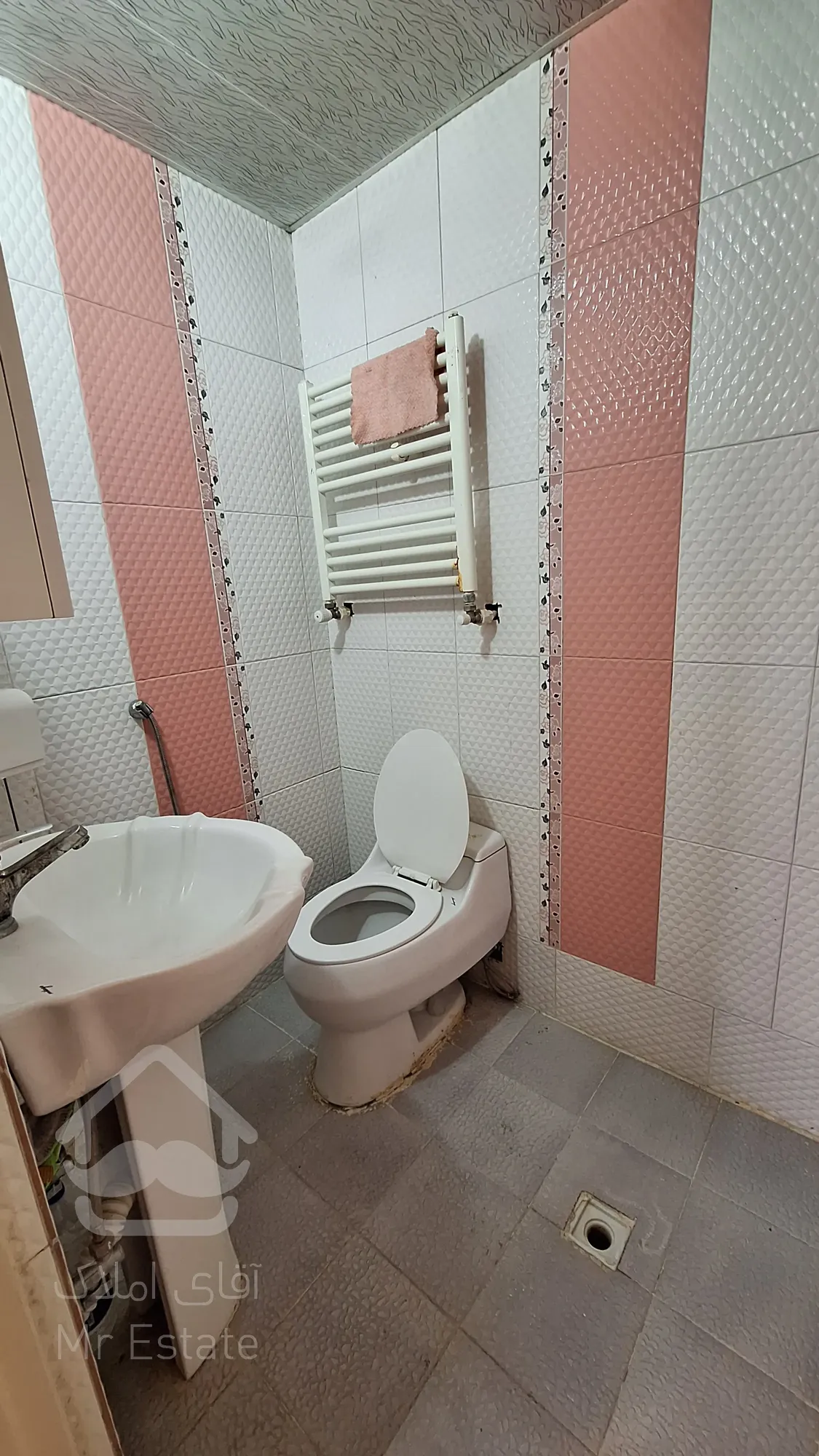 رهن کامل ۴۳متر فول تخلیه(مجردی)کوی فردوس