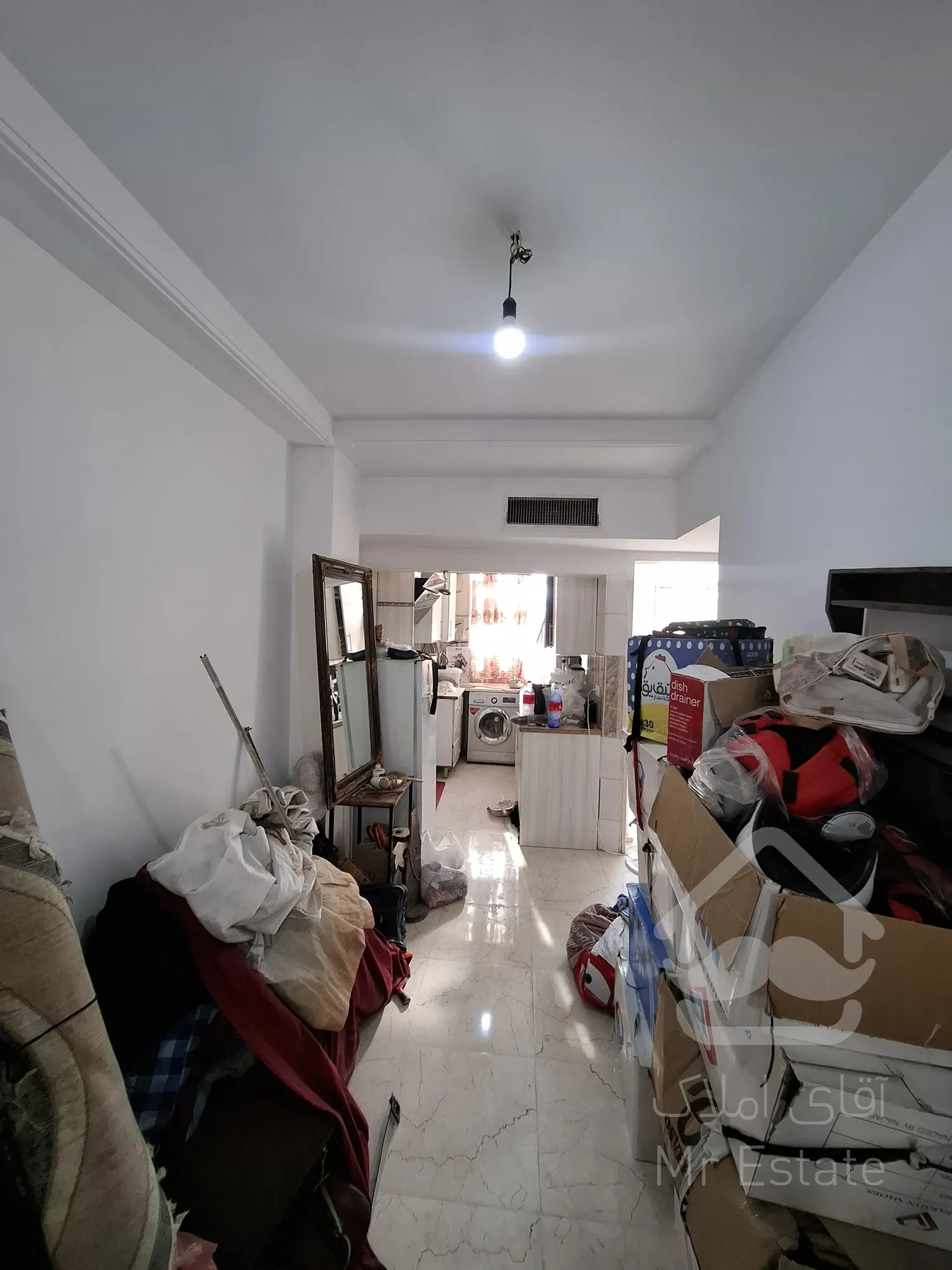 ۵۰ متری طبقه چهارم از ۴تا تک واحدی انباری کاذب