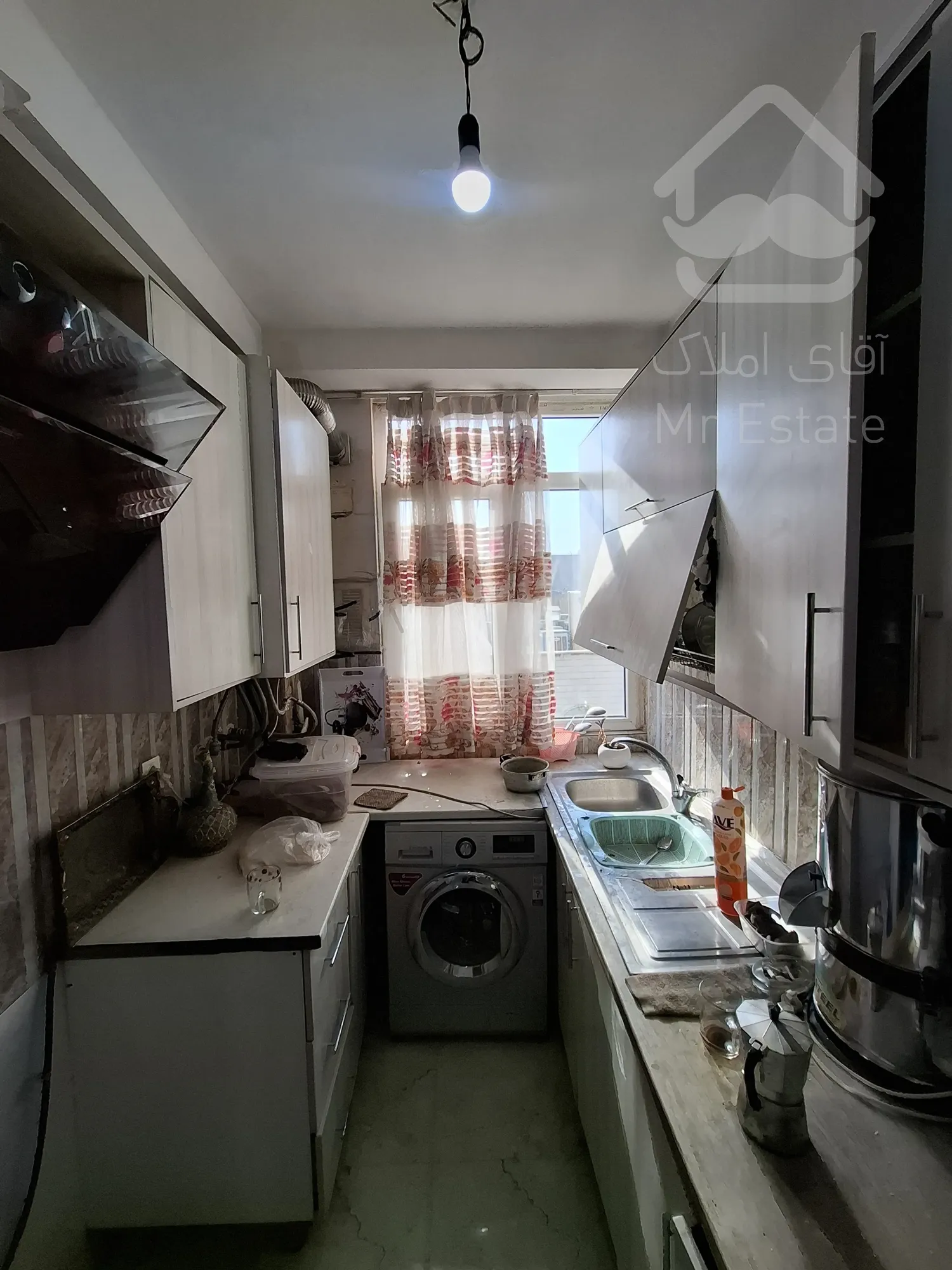 ۵۰ متری طبقه چهارم از ۴تا تک واحدی انباری کاذب