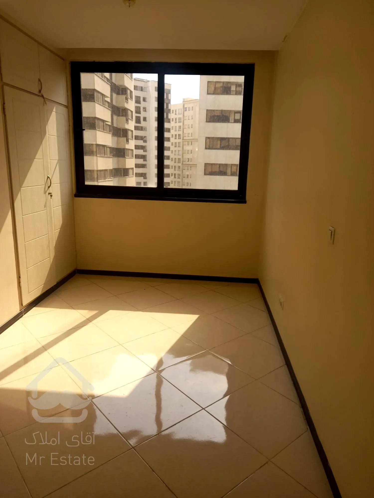 واحد آپارتمان چیتگر / سندی/ تهاتر