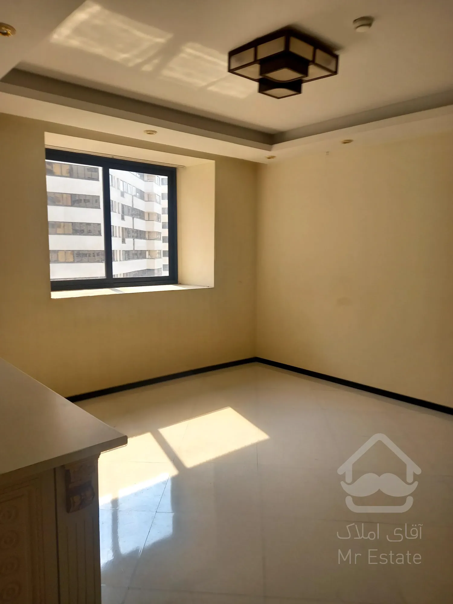 واحد آپارتمان چیتگر / سندی/ تهاتر