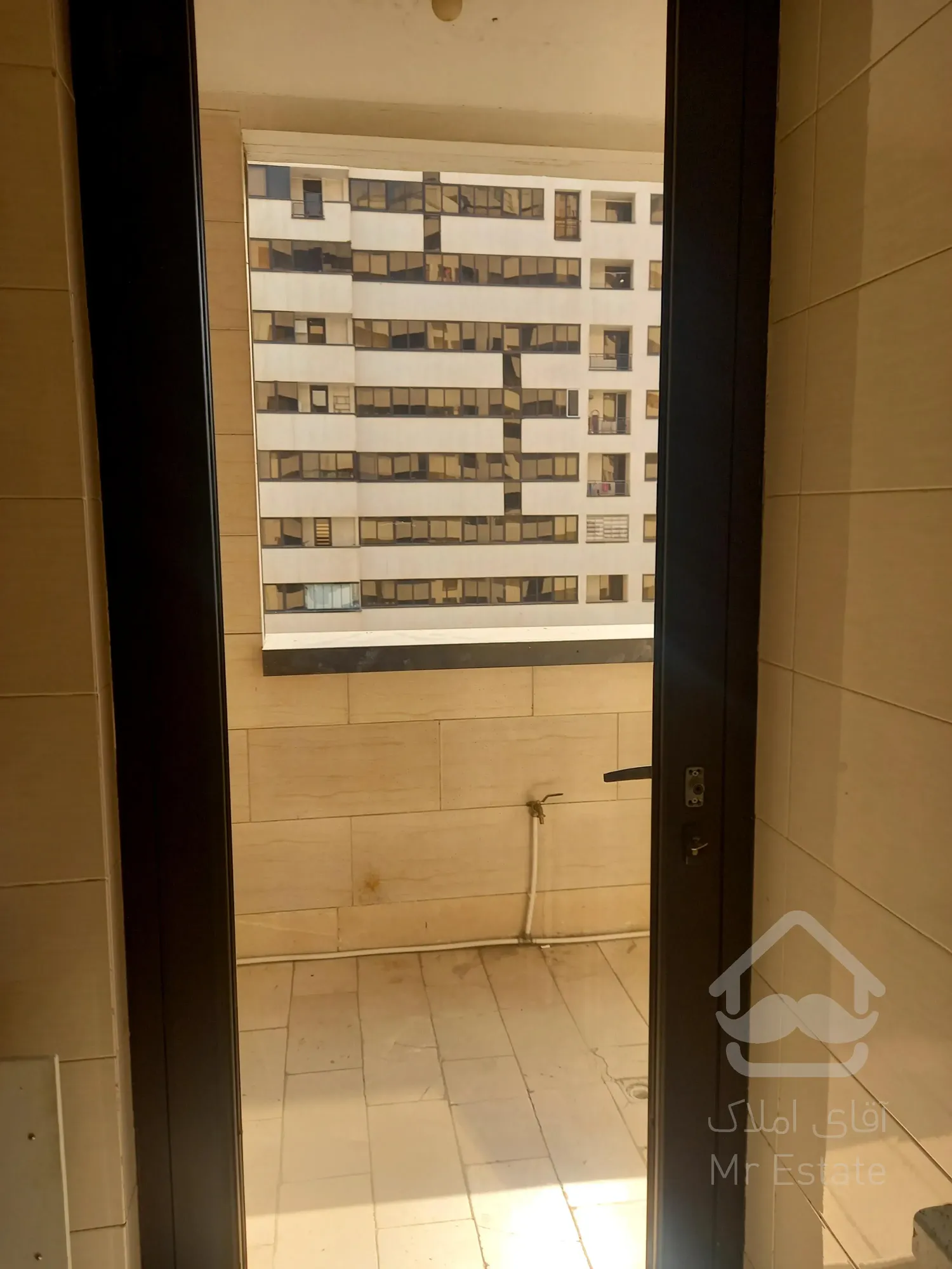 واحد آپارتمان چیتگر / سندی/ تهاتر