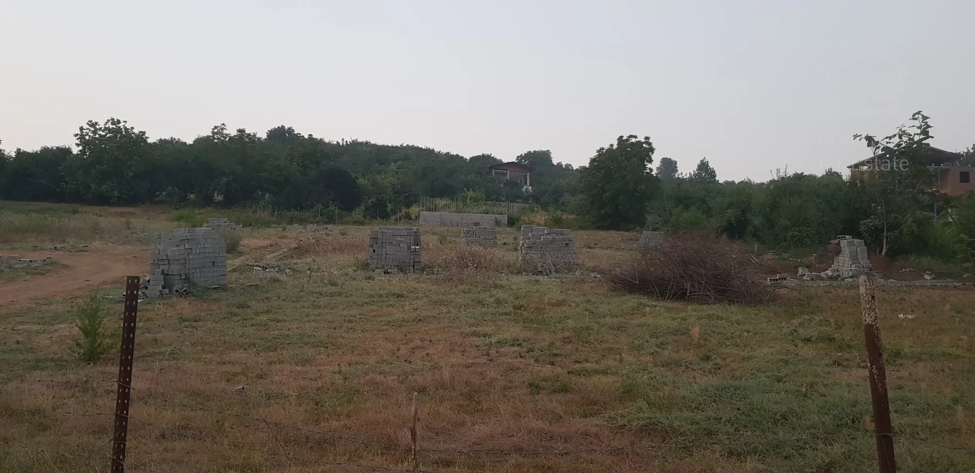 فروش زمین با موقعیت عالی مناسب برای سرمایه گذاری و ساخت