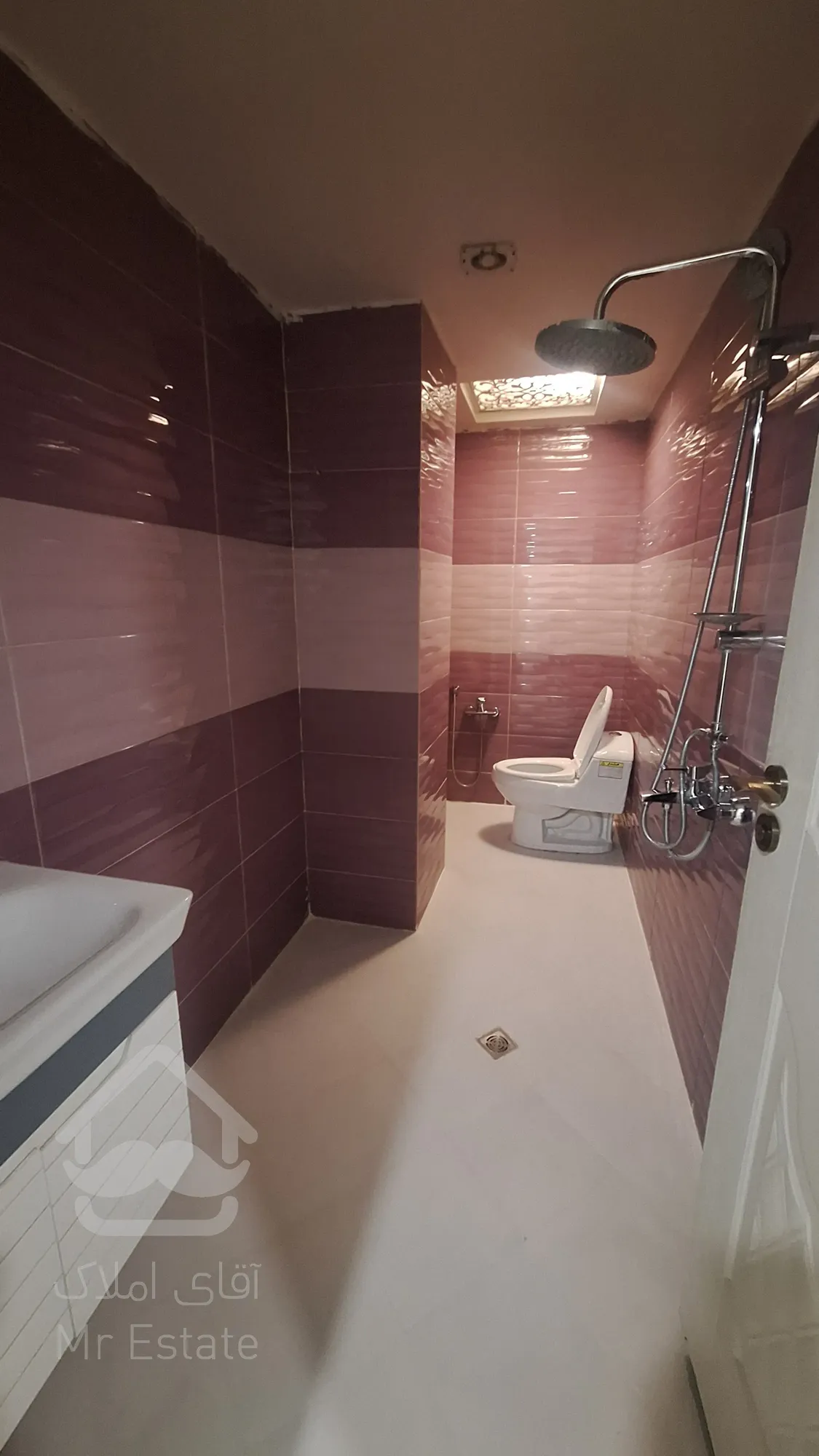 اجاره ۱۰۰متر لوکس دوخواب فول فردوس غرب.بهار شمالی