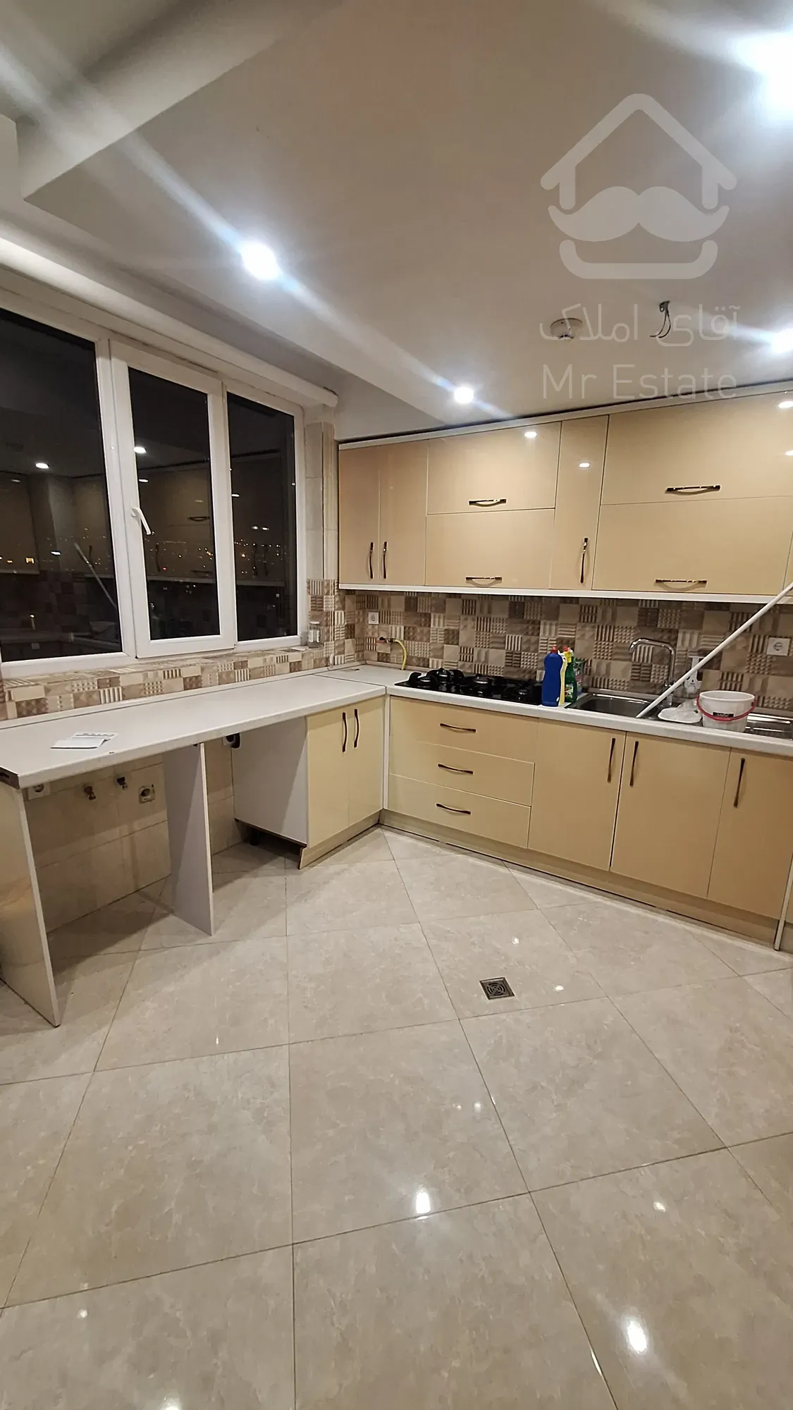 اجاره ۱۰۰متر لوکس دوخواب فول فردوس غرب.بهار شمالی