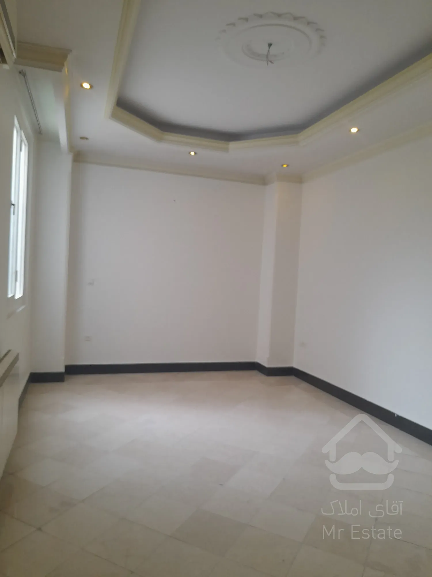 اجاره‌ی آپارتمان ۳ خوابه غرق در نور و آفتاب