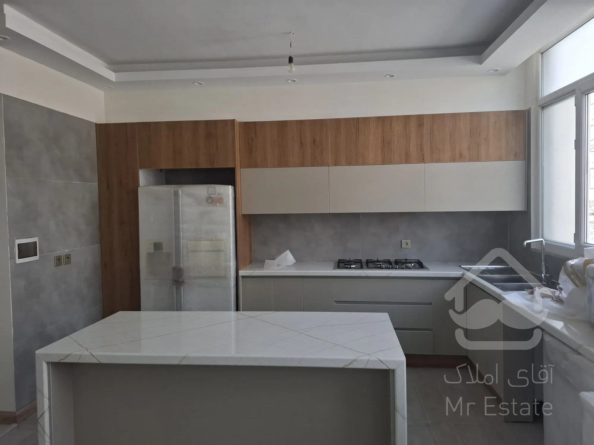 واحد ۱۱۸متری دوخوابه بازسازی شده اکازیون در دهکده المپیک